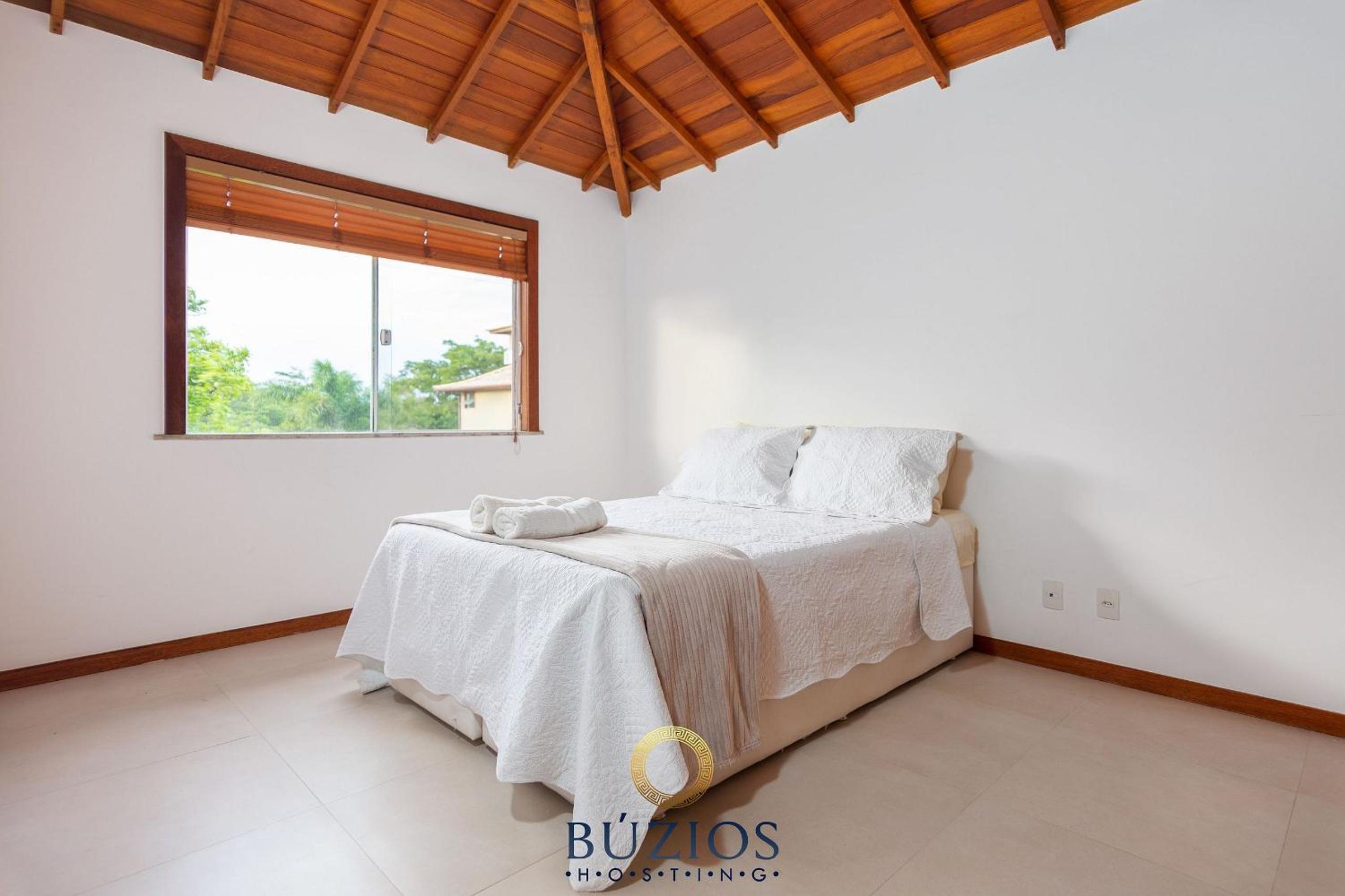 Bz01 House with private pool 150m from the beach