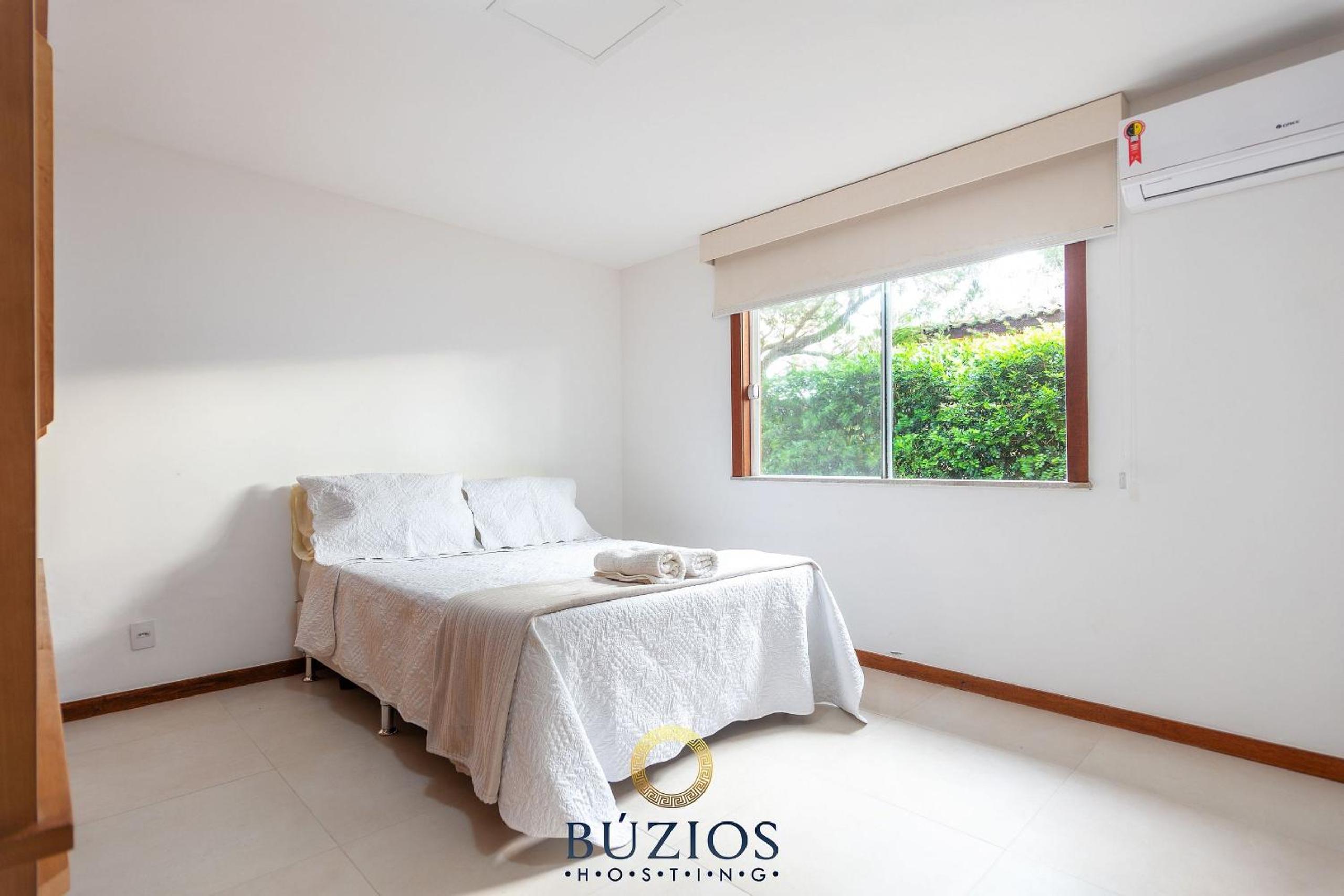 Bz01 House with private pool 150m from the beach