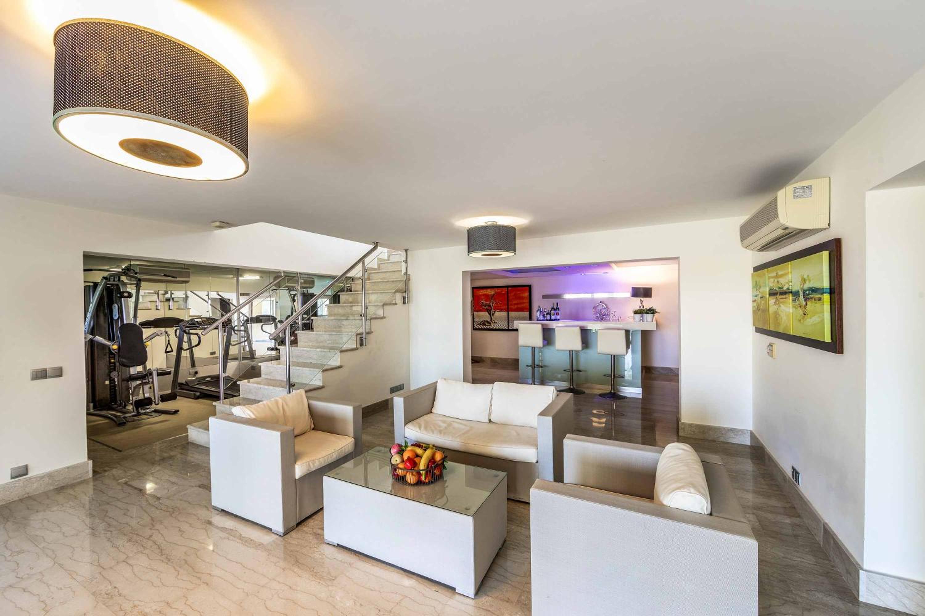 Harmonia Beach Villa