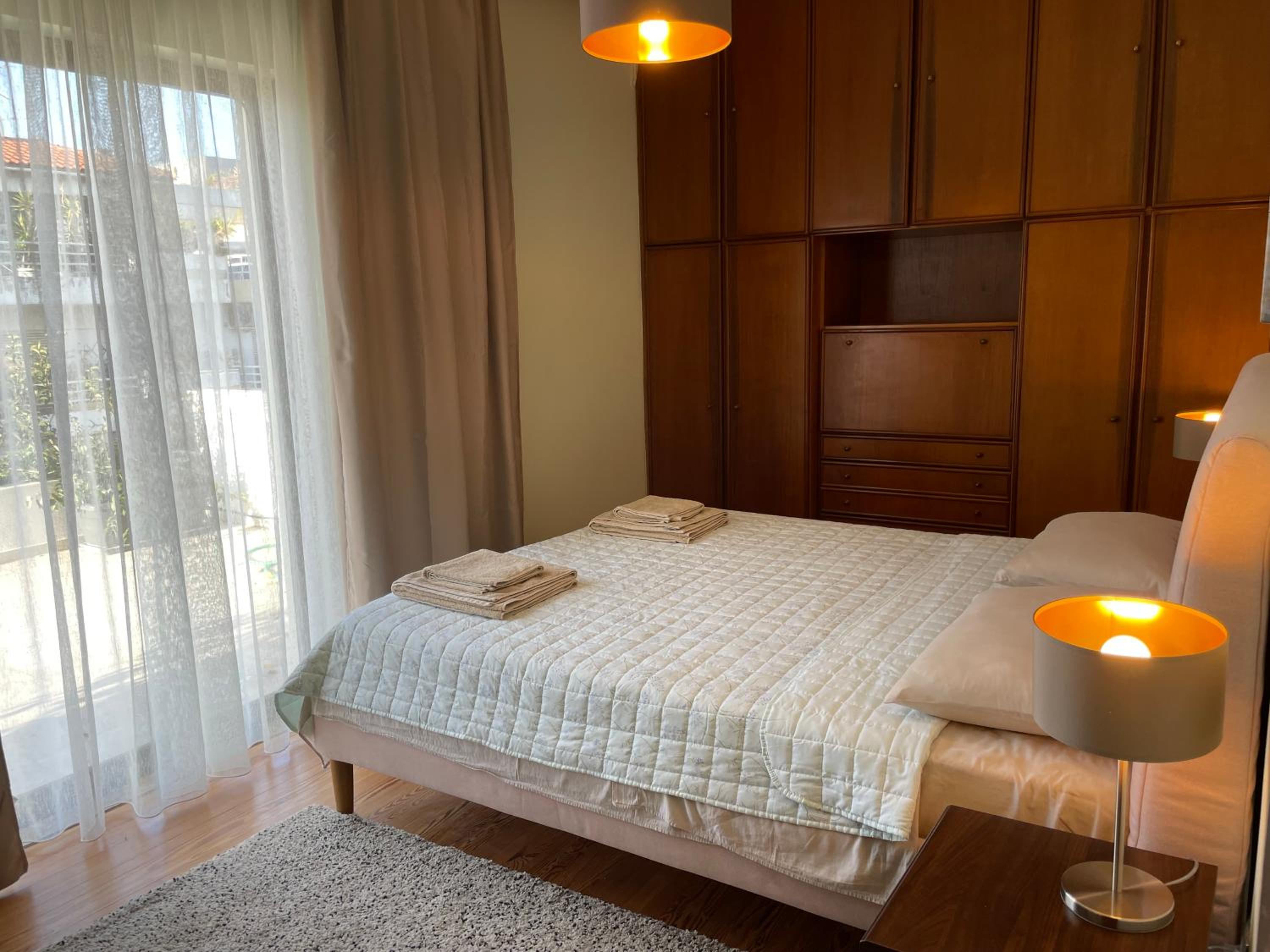 Athens Neos Kosmos penthouse, sea and city view