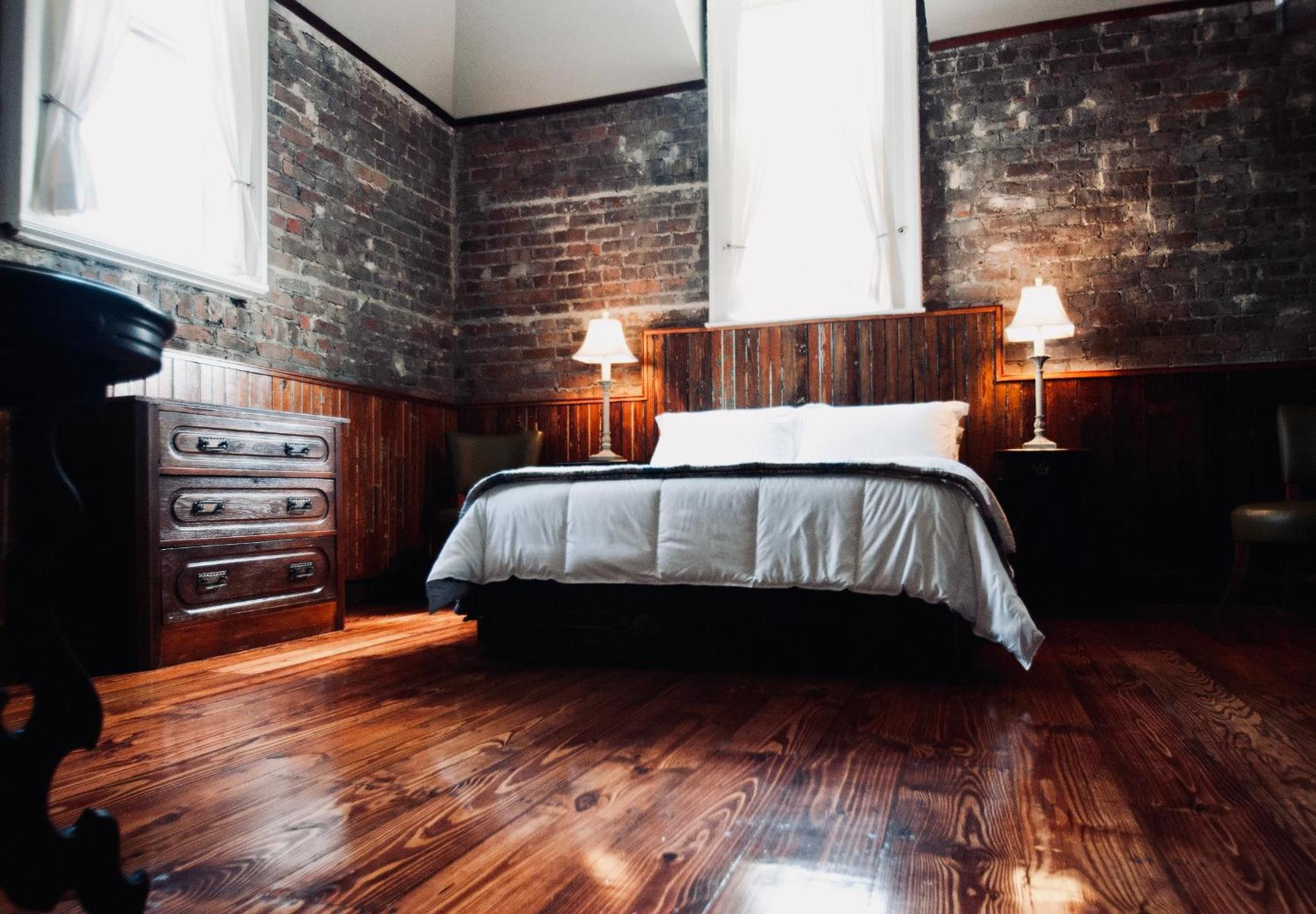 Inn at the Old Jail