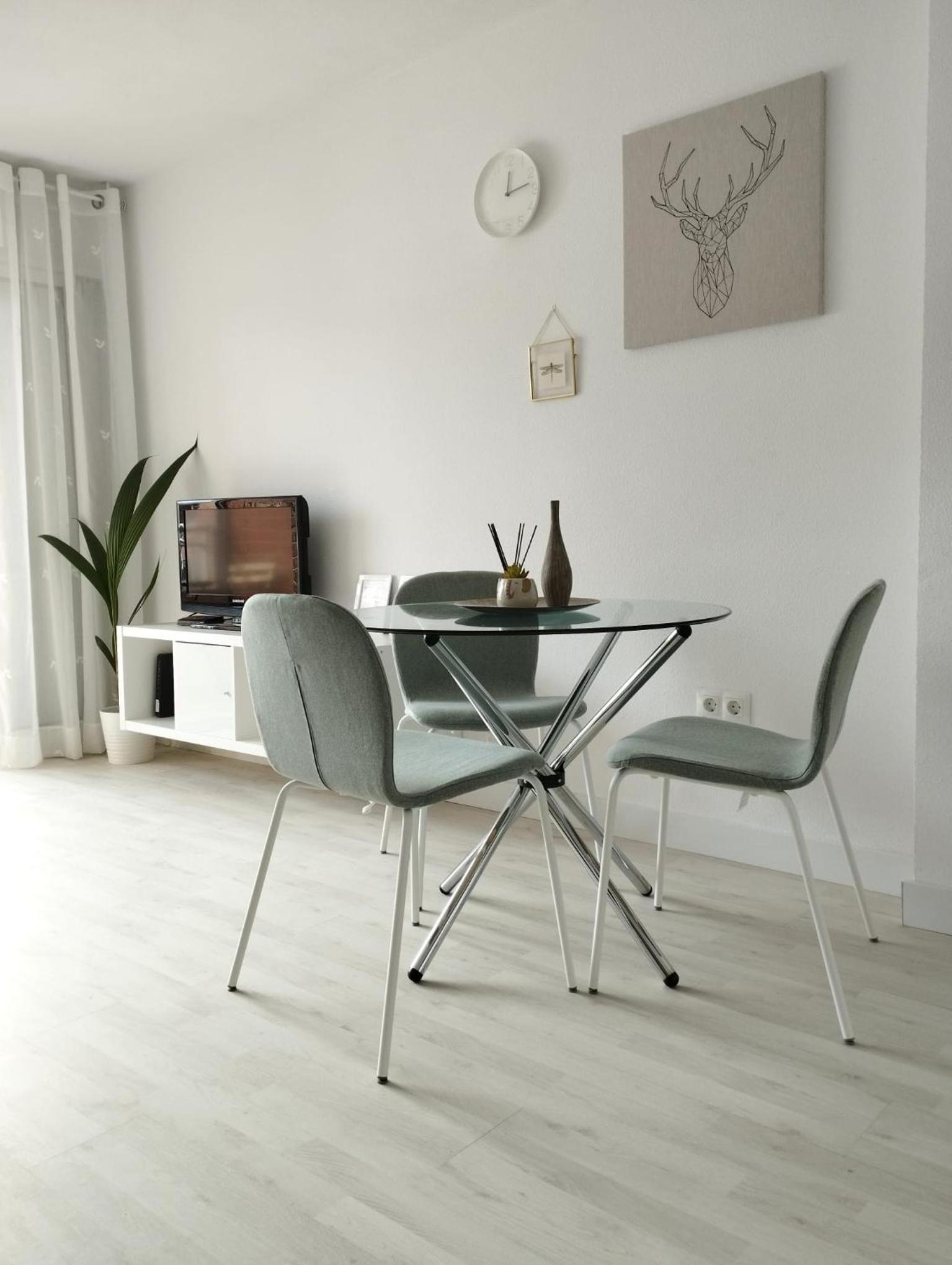 Hotel M&R AcaciasBeach, parking privado - Image 1