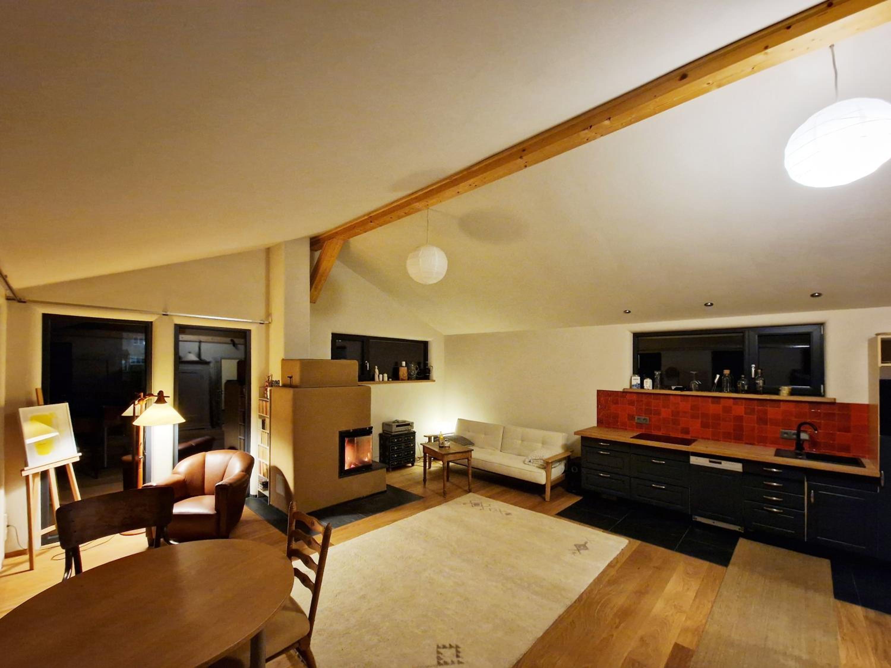 Holzhaus mit Kamin - Am Forellenfluss