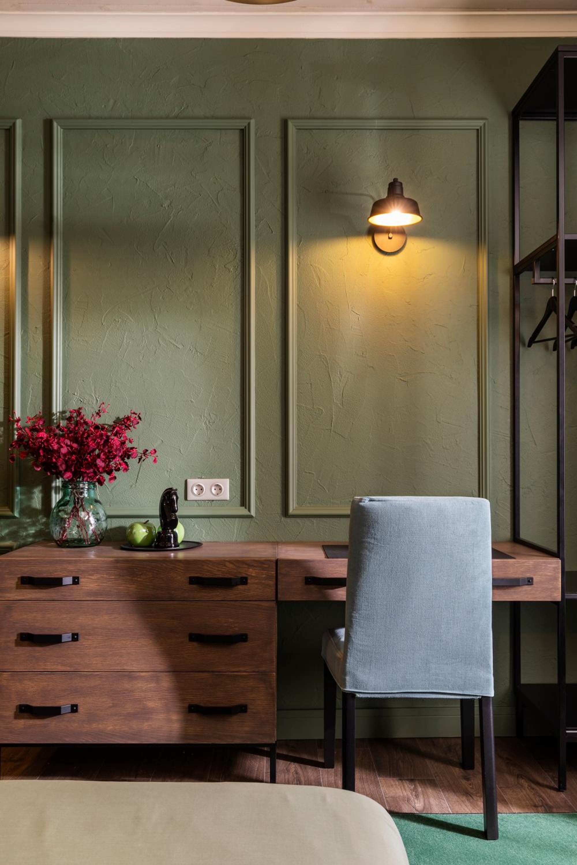 5 Vintage Guest House