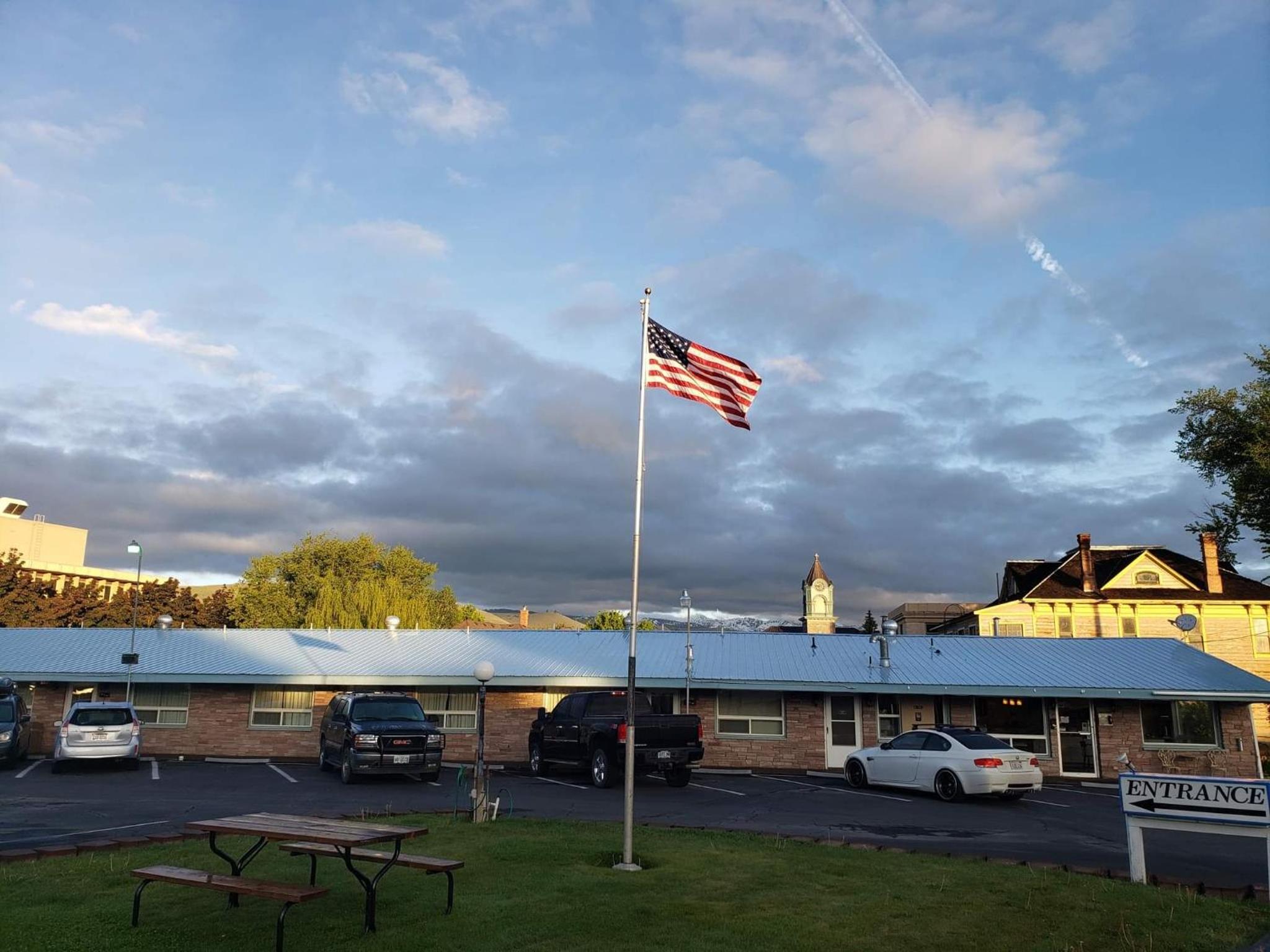 Baker City Vacations - Bridge Street Inn - Property Image 9