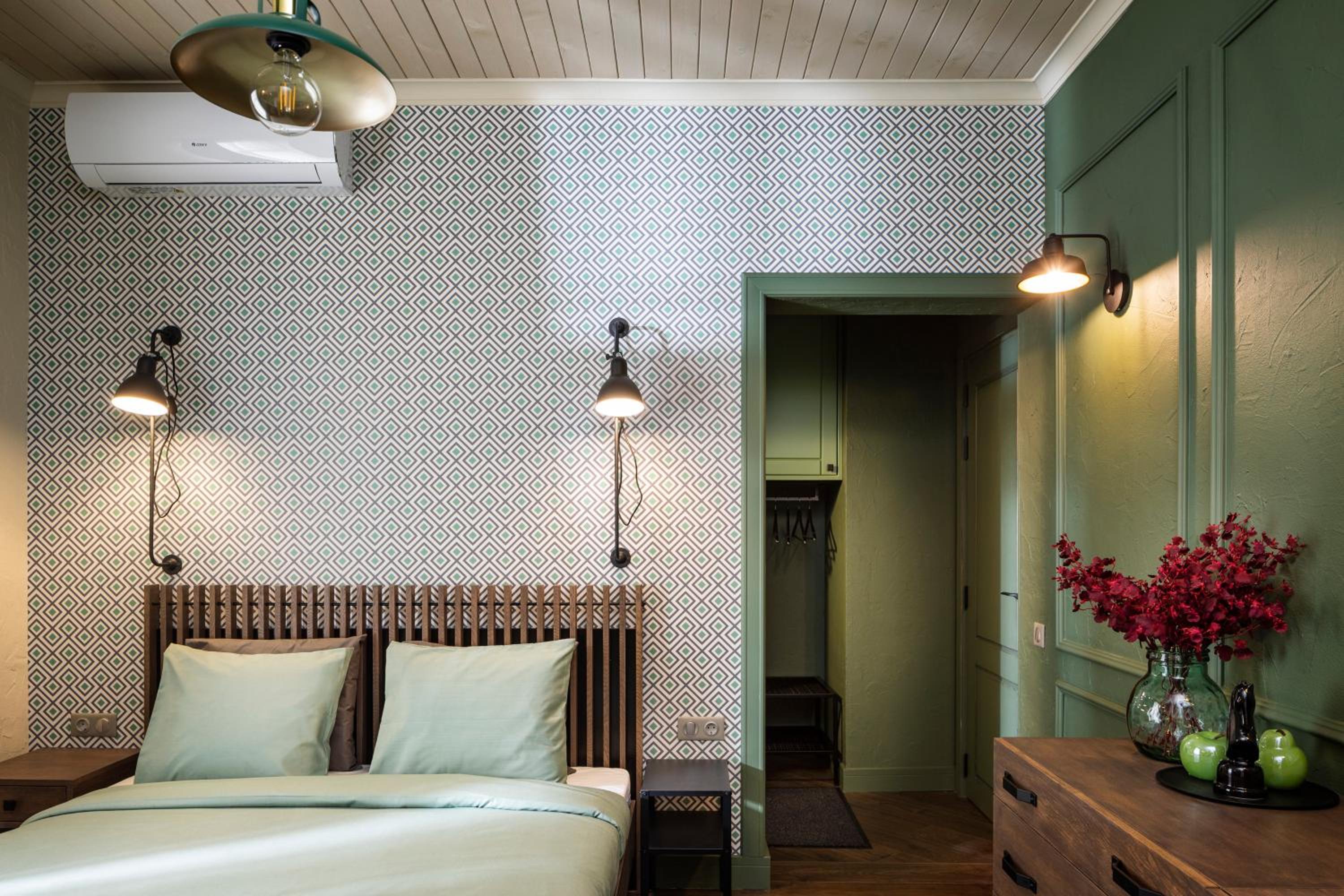 5 Vintage Guest House