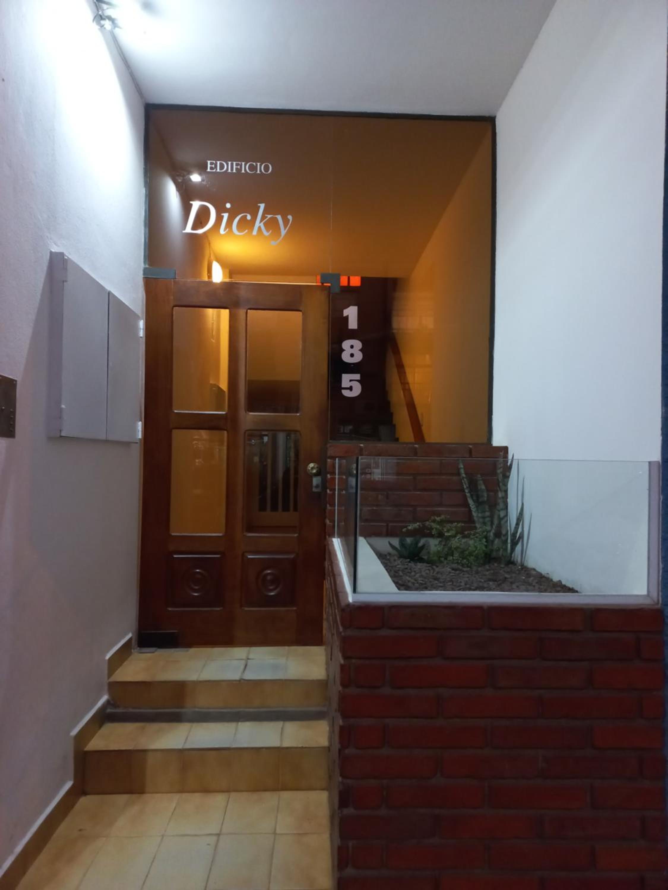 HOME DOS MARTIN a 1 cuadra de peatonal