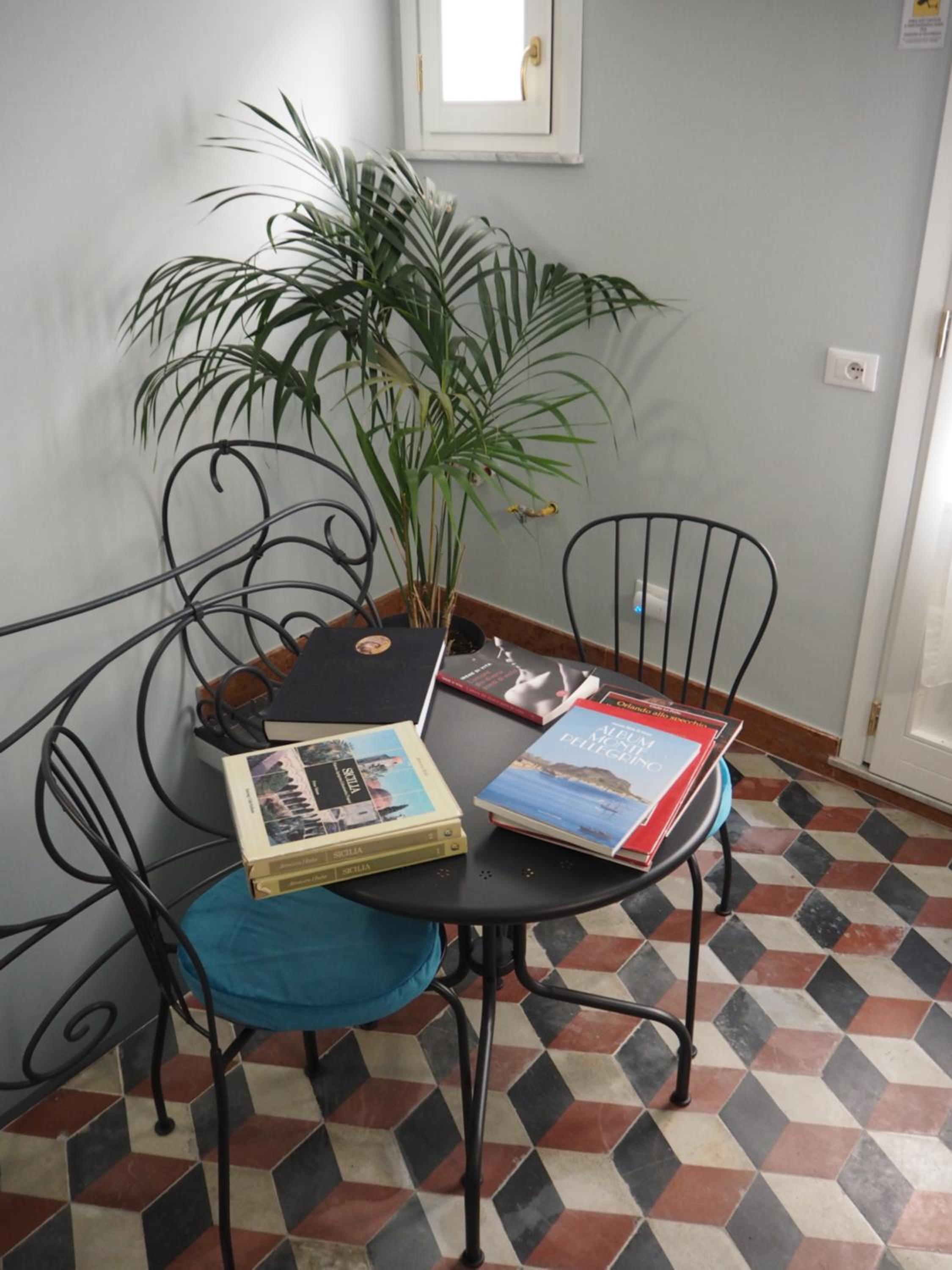 Photo 6