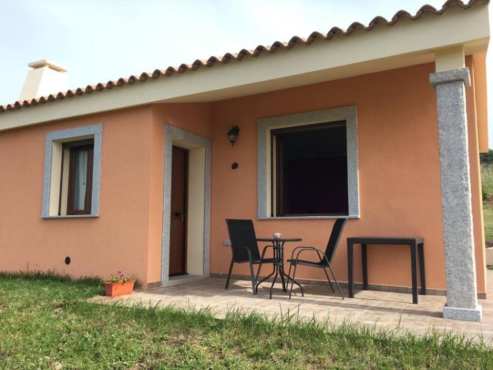 agriturismo gli olivastri, appartamento la rosa dei venti con piscina e solarium , vista mare ,climatizzatore ,wifi view 5