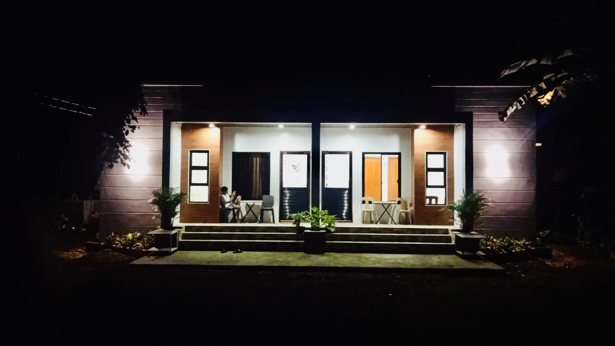 Lucas Transient House
