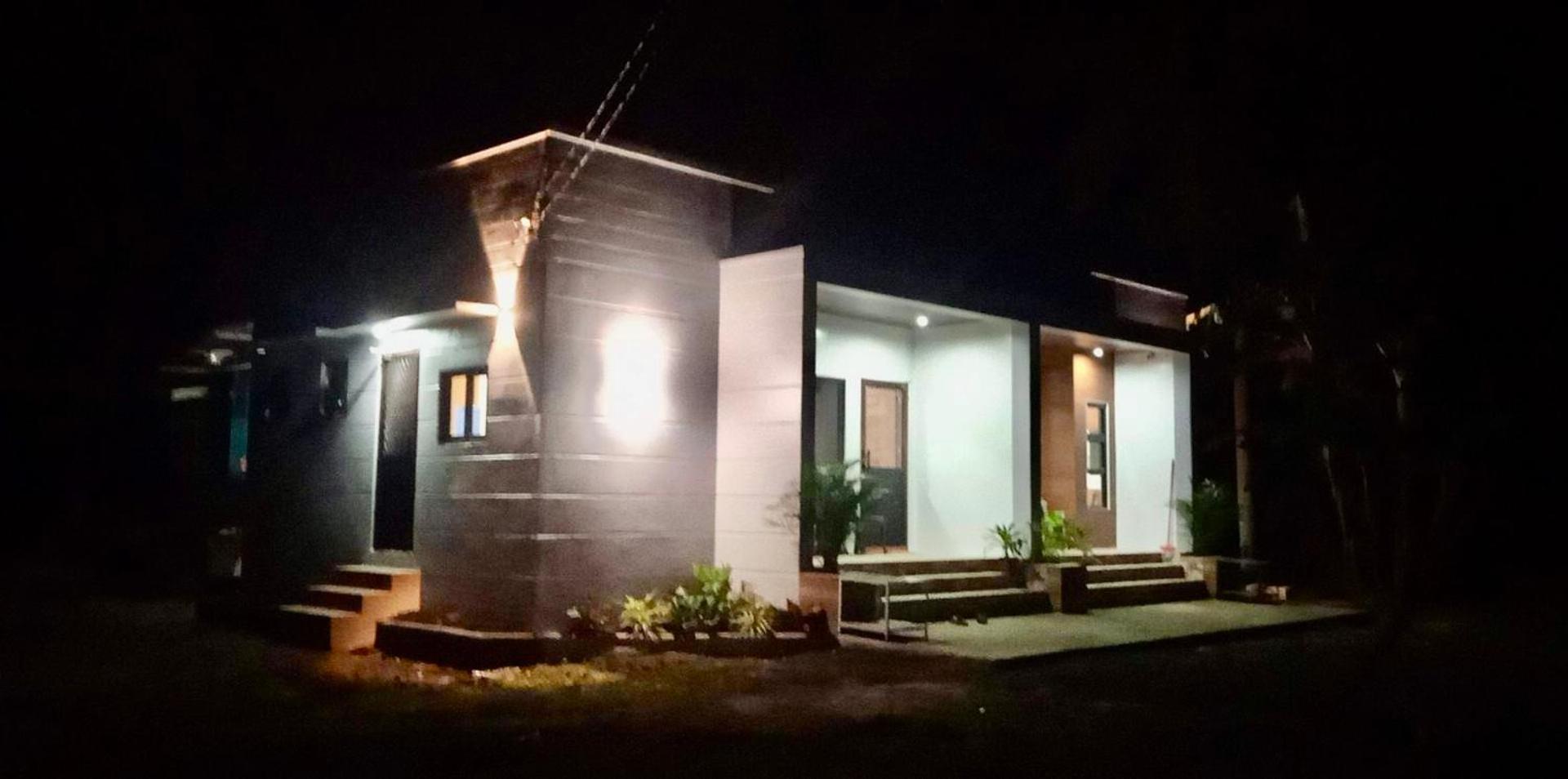 Lucas Transient House