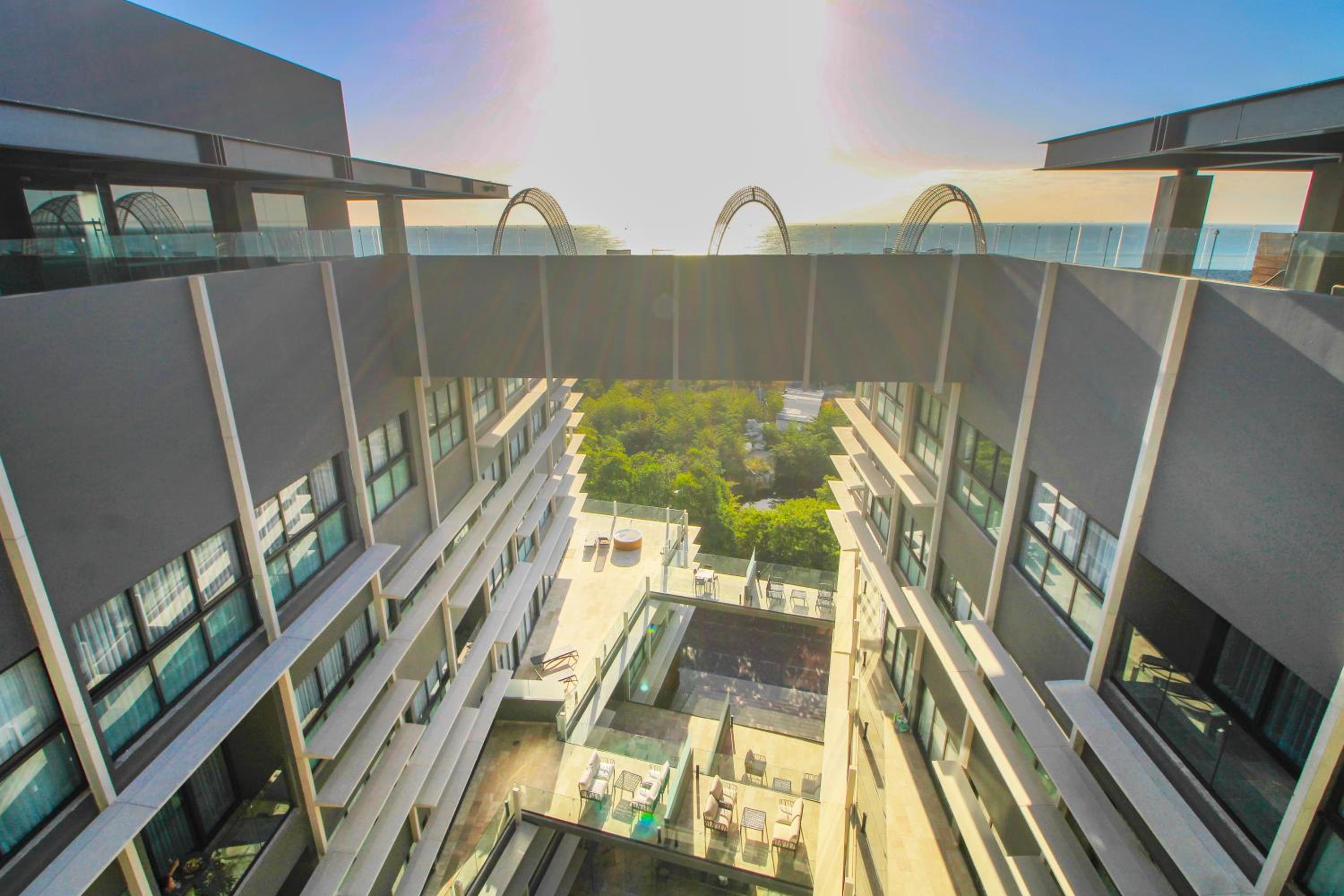 Hotel Singular Dream Vacation Rentals - Image 1