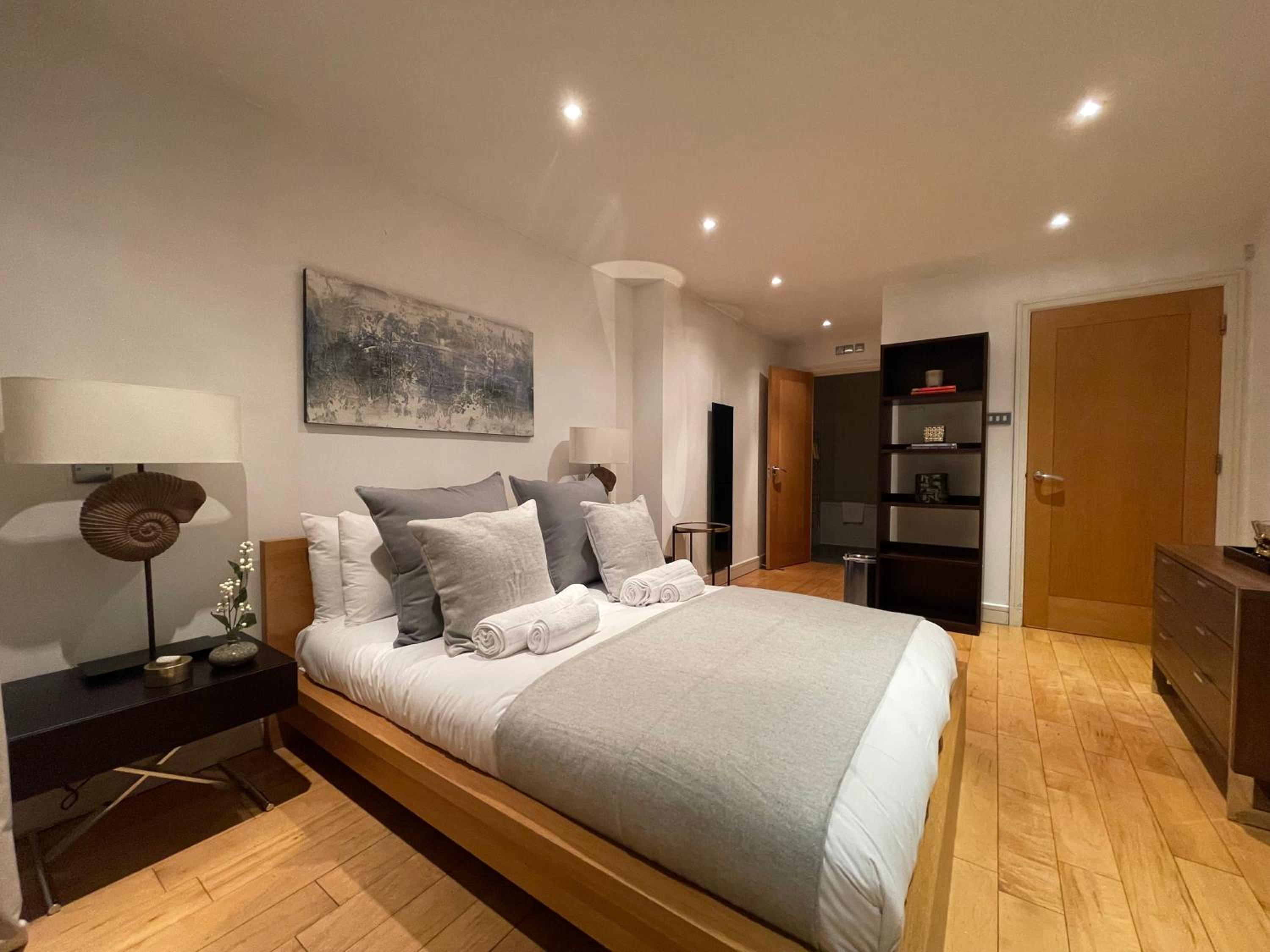 Stunning Westminster Apartment