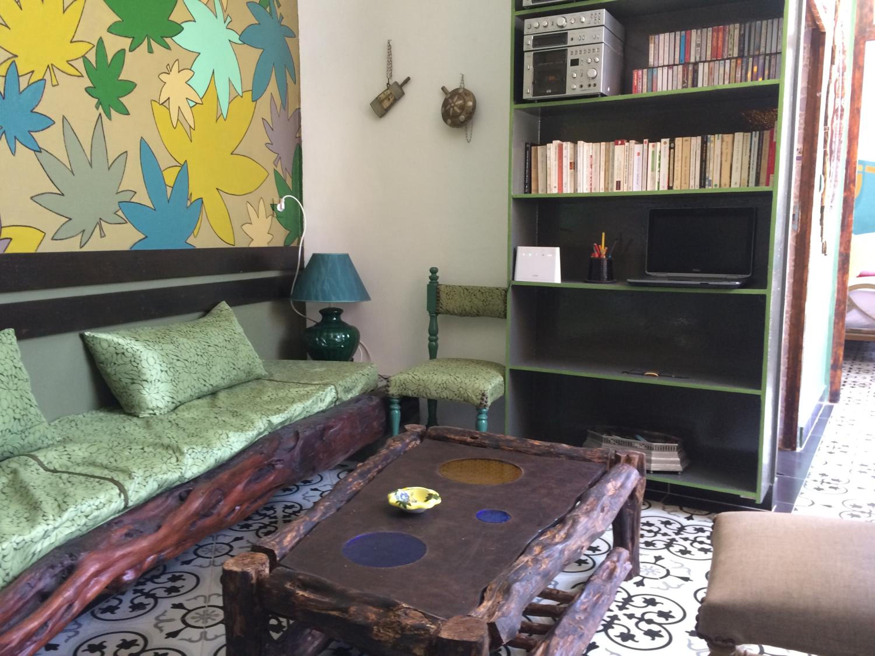 lounge