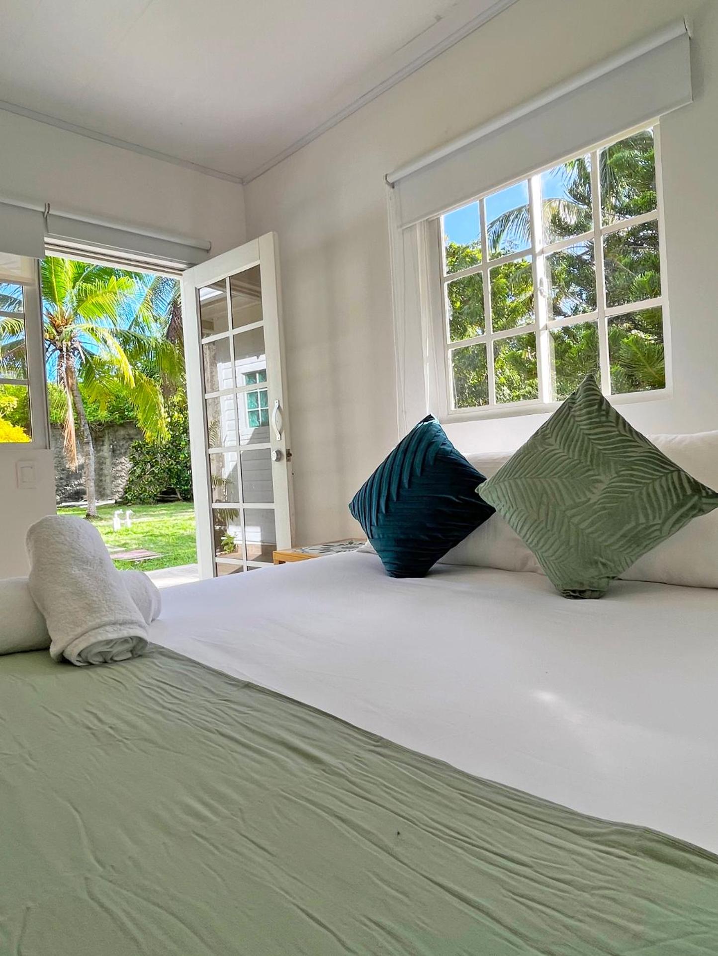 Zaba Beach House