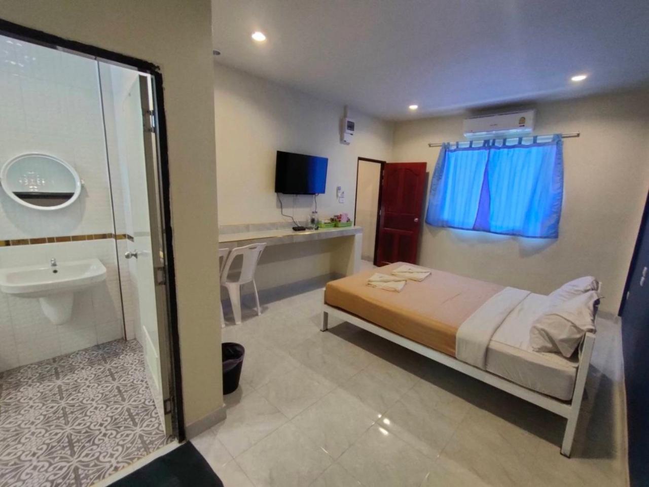 Banana Resort Sadao