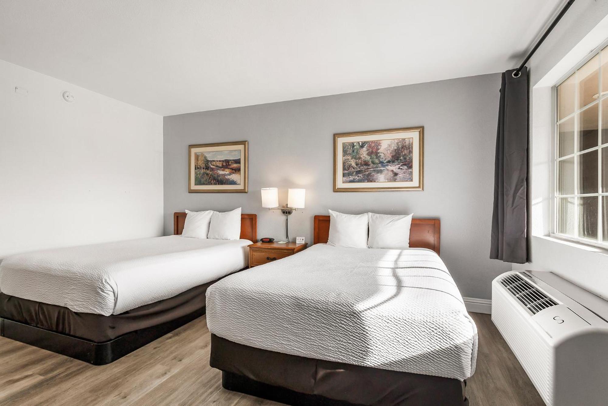 Chico Vacations - Heritage Inn Express Chico - Property Image 57