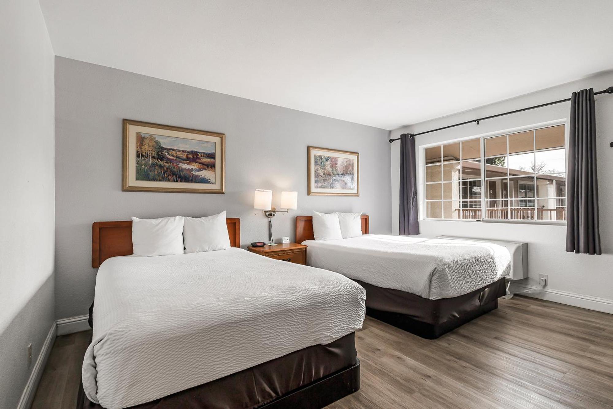 Chico Vacations - Heritage Inn Express Chico - Property Image 61