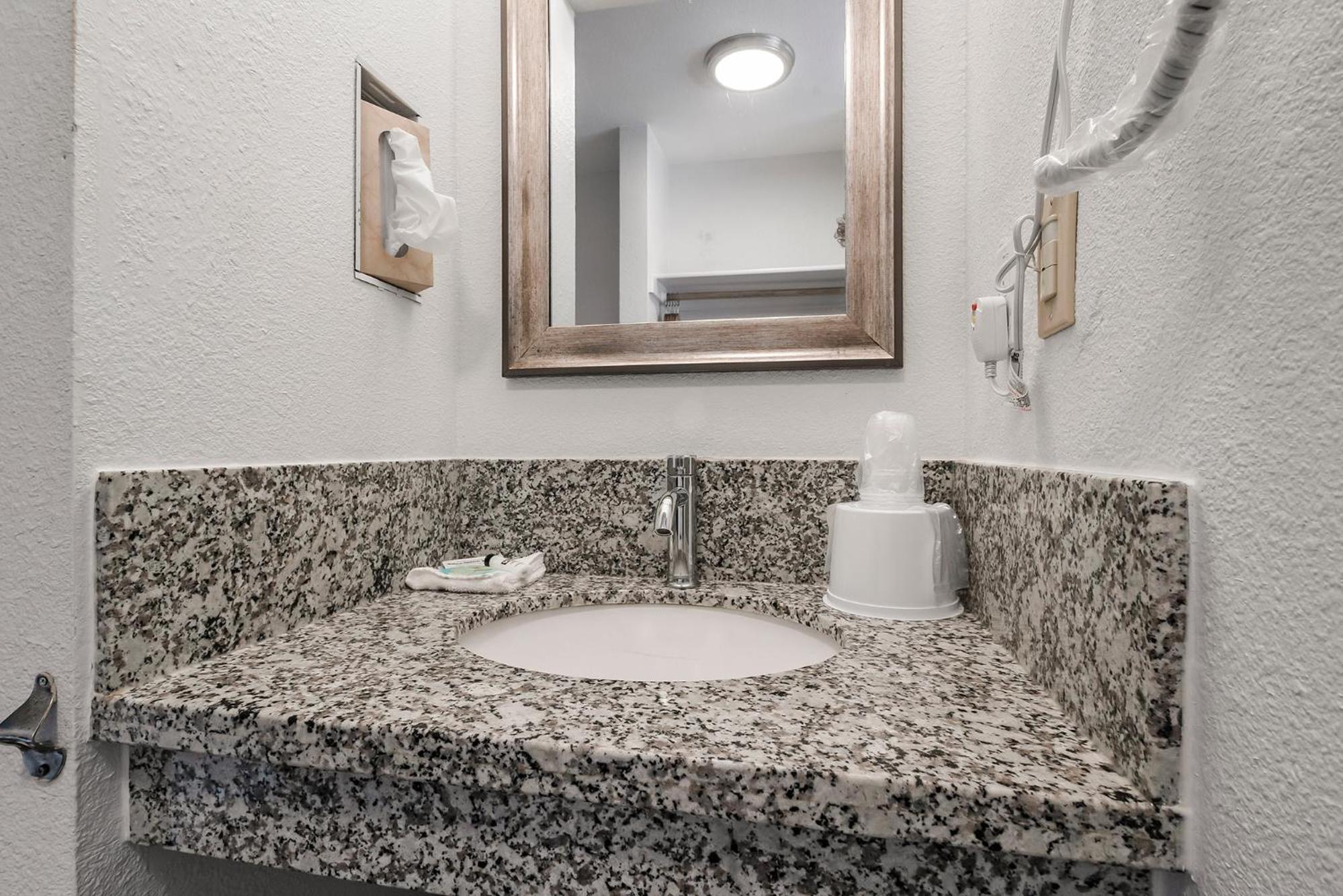 Chico Vacations - Heritage Inn Express Chico - Property Image 65