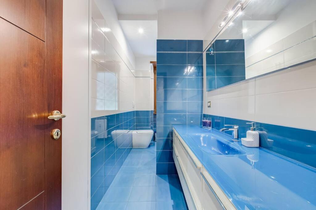 Exclusive Apartment in Eur Lake