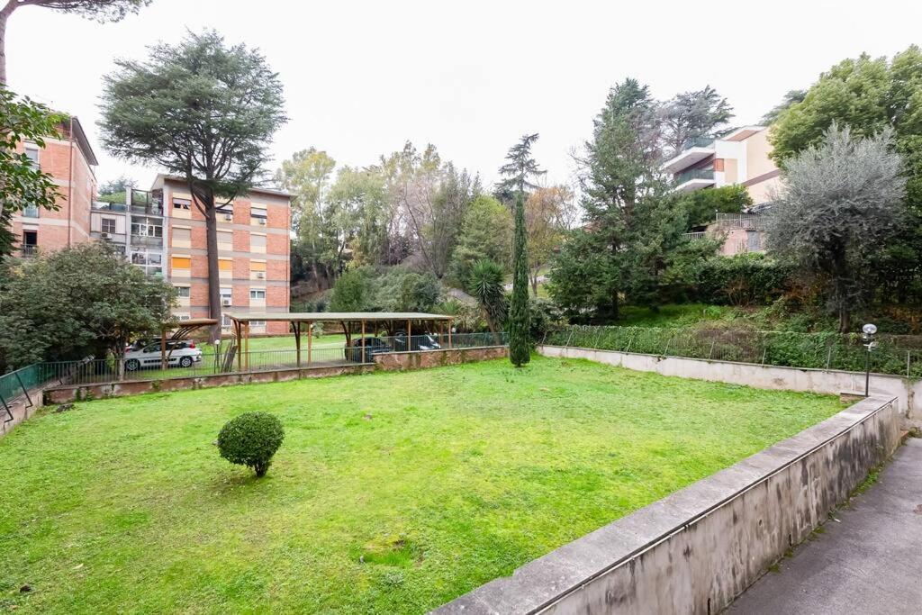 Exclusive Apartment in Eur Lake