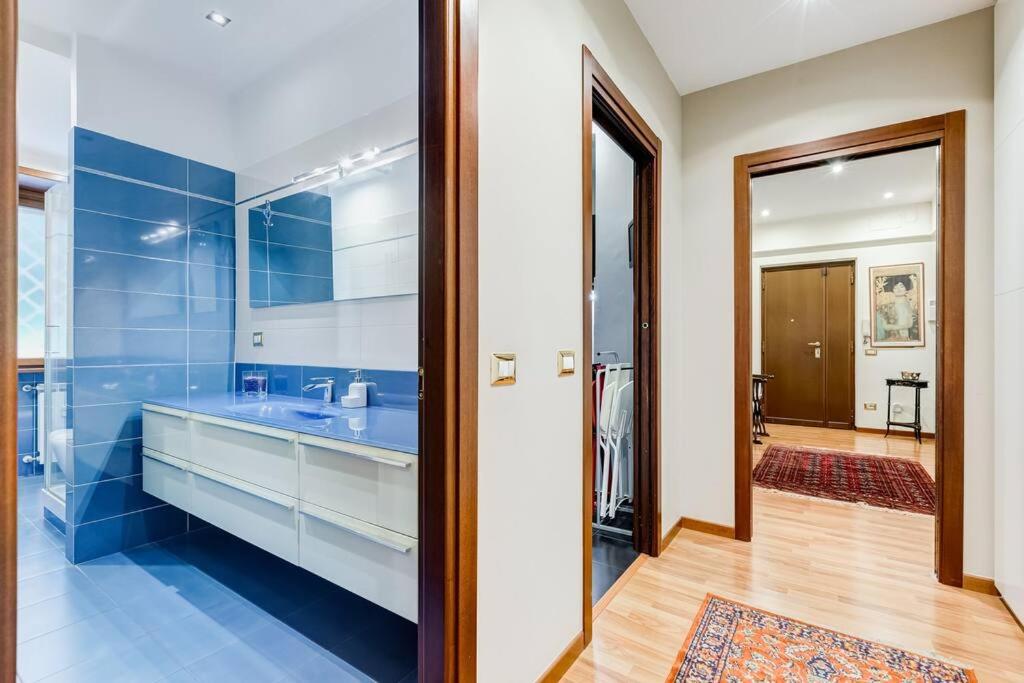 Exclusive Apartment in Eur Lake
