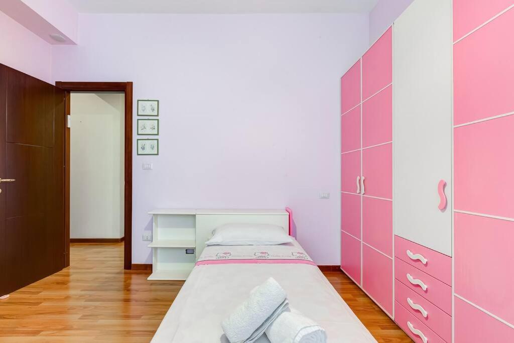 Exclusive Apartment in Eur Lake