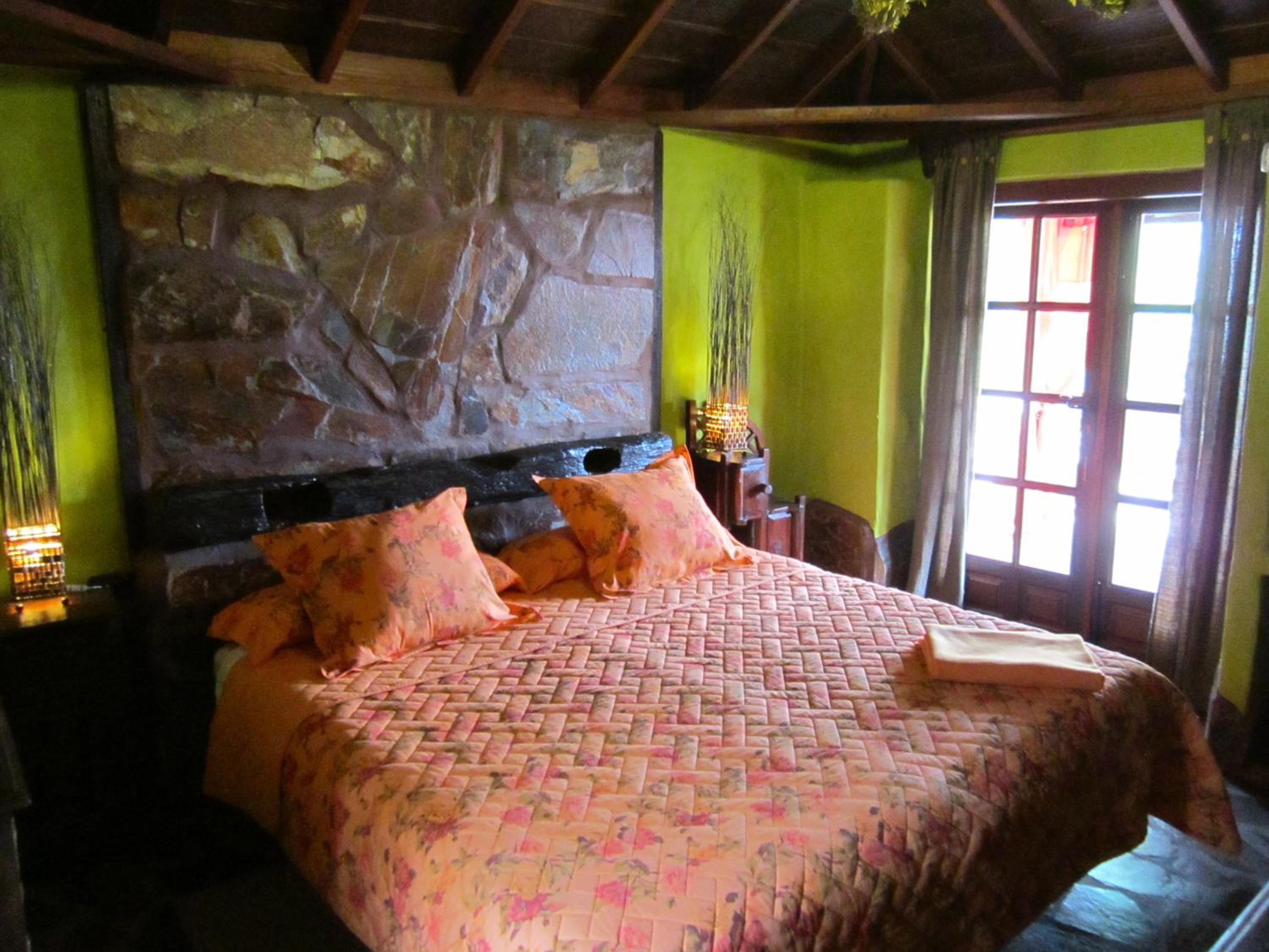 HACIENDA LA CENTENARIA,CASAS RURALES