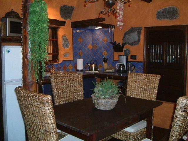 HACIENDA LA CENTENARIA,CASAS RURALES