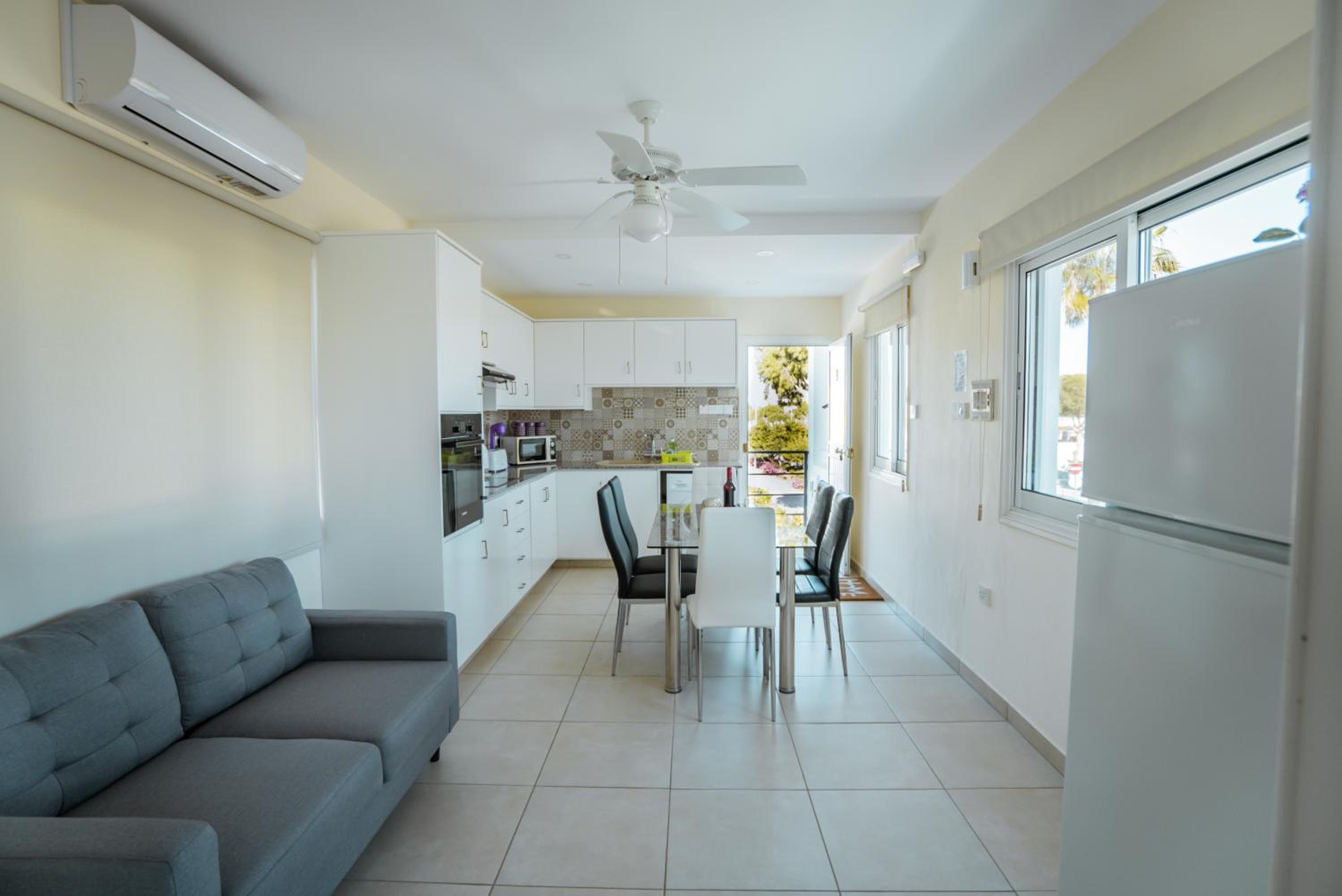 Tsolias Apartments