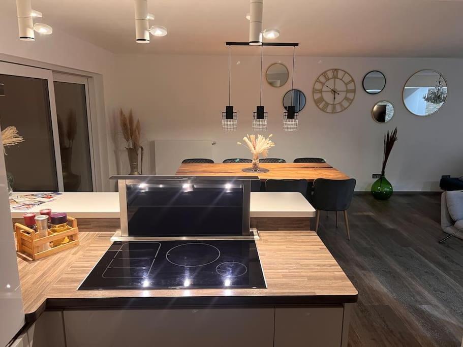 moderne Ferienwohnung in Rheinbach bei Köln/Bonn