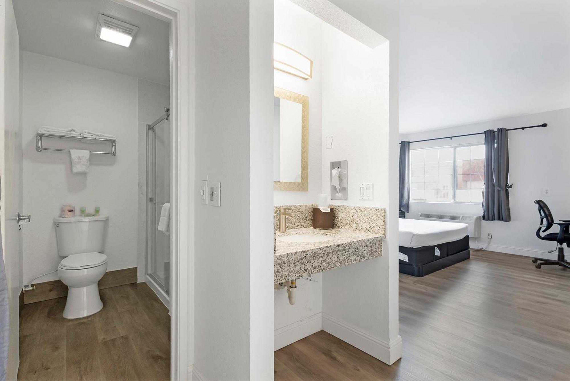 Chico Vacations - Heritage Inn Express Chico - Property Image 13