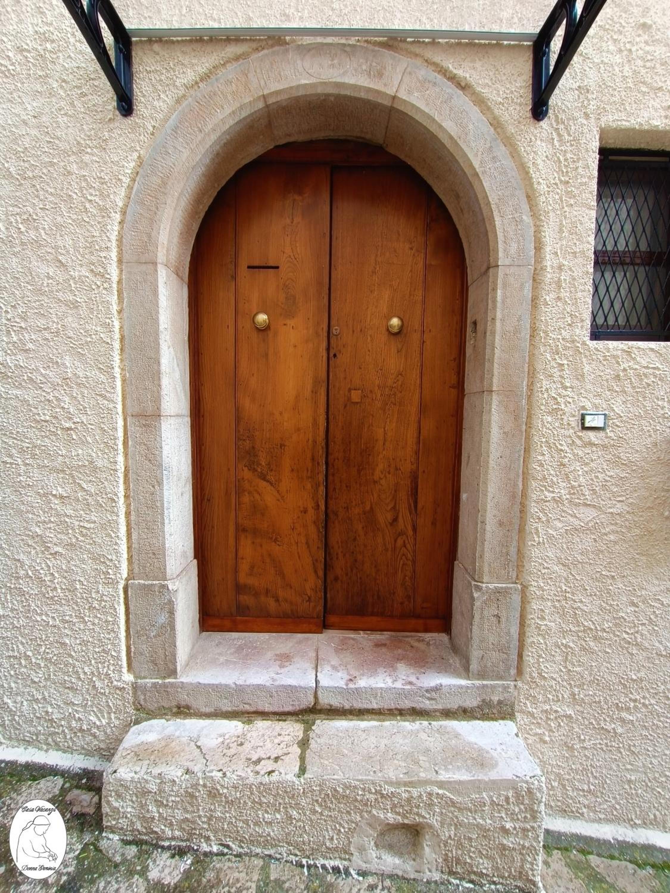 Photo 51