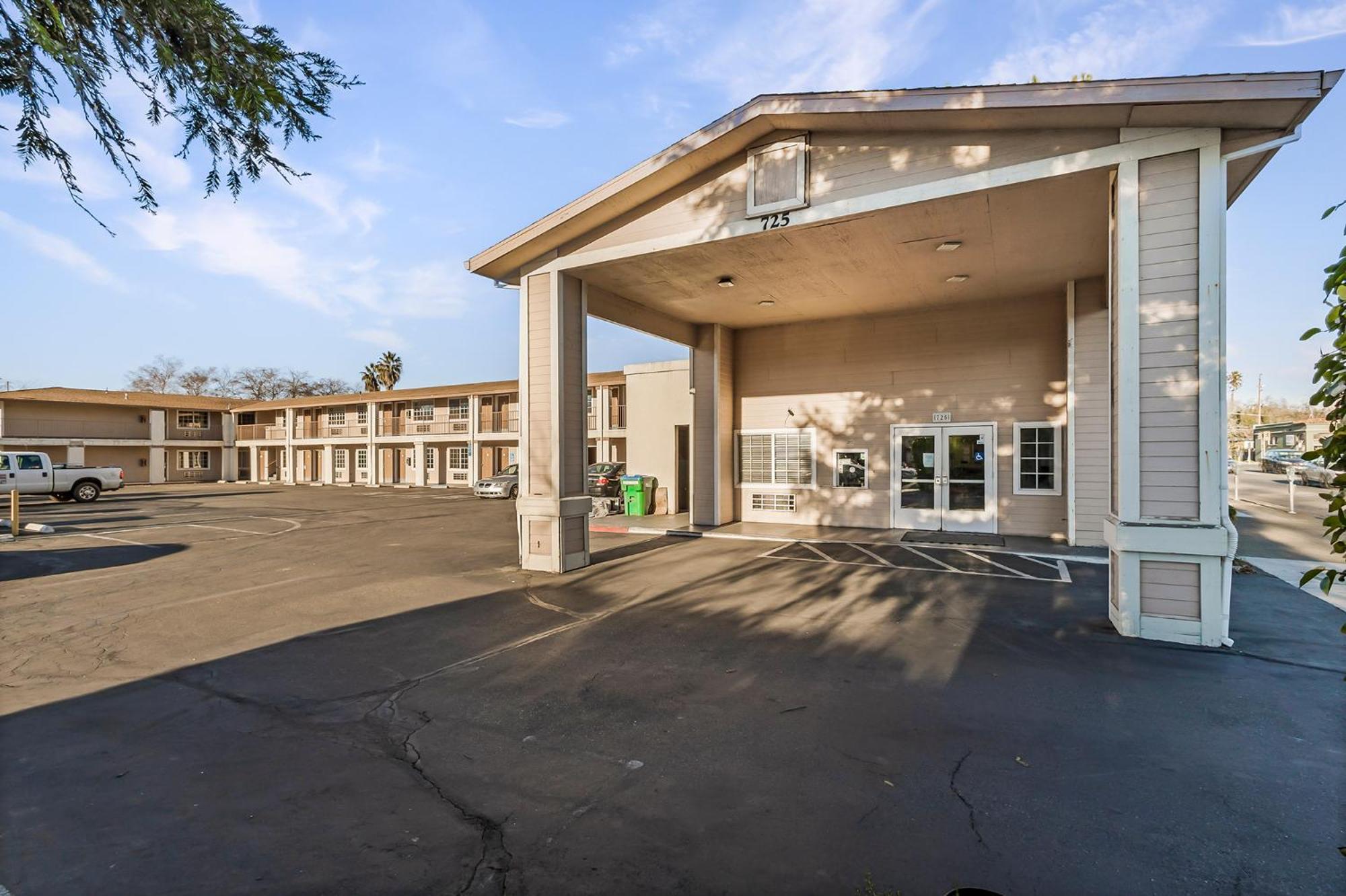 Chico Vacations - Heritage Inn Express Chico - Property Image 78