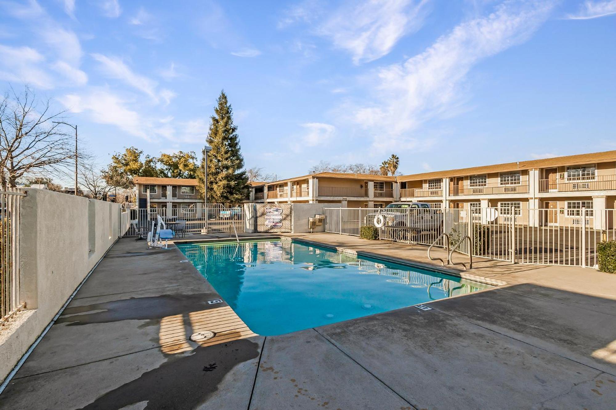 Chico Vacations - Heritage Inn Express Chico - Property Image 44