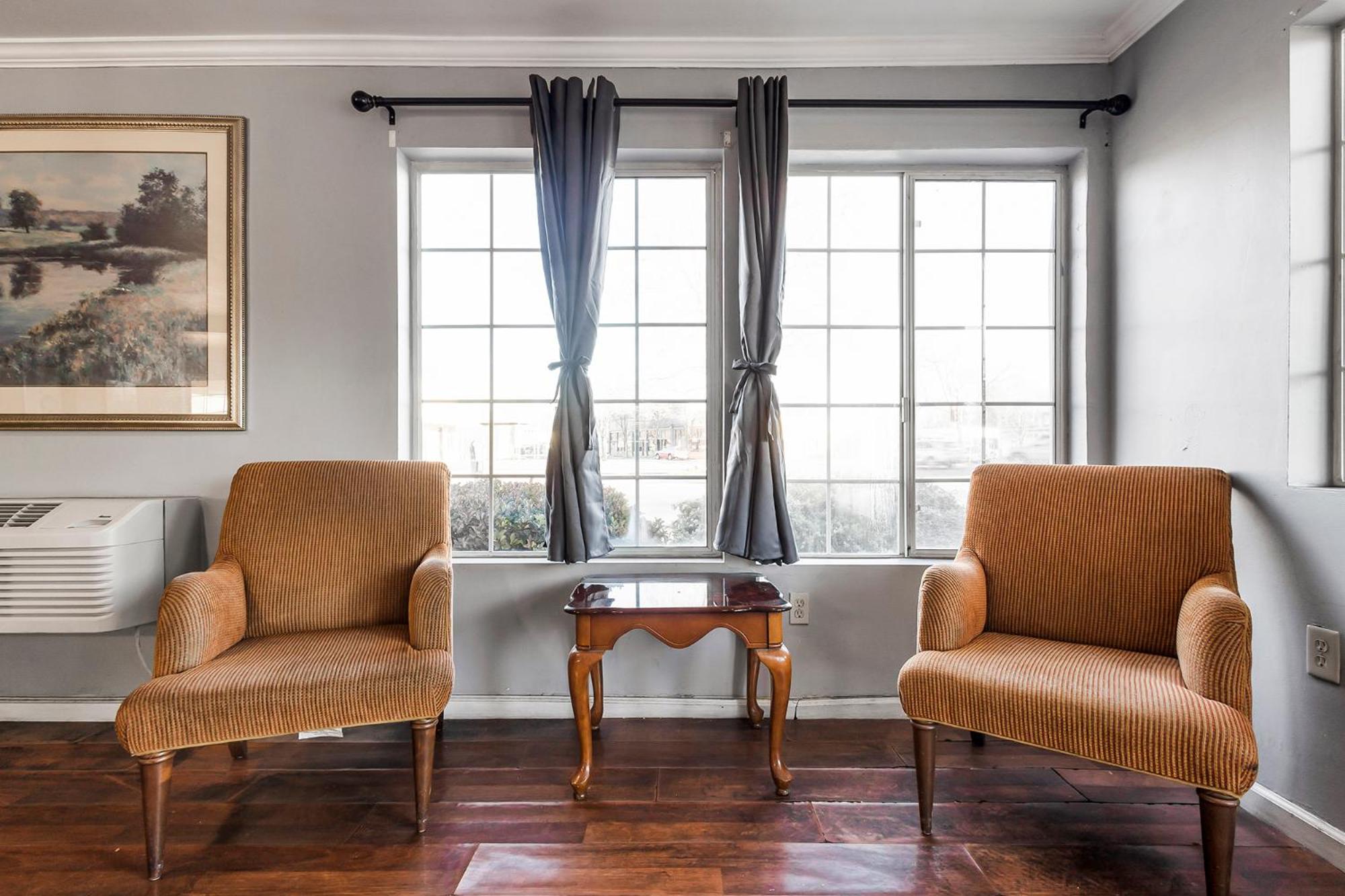 Chico Vacations - Heritage Inn Express Chico - Property Image 25