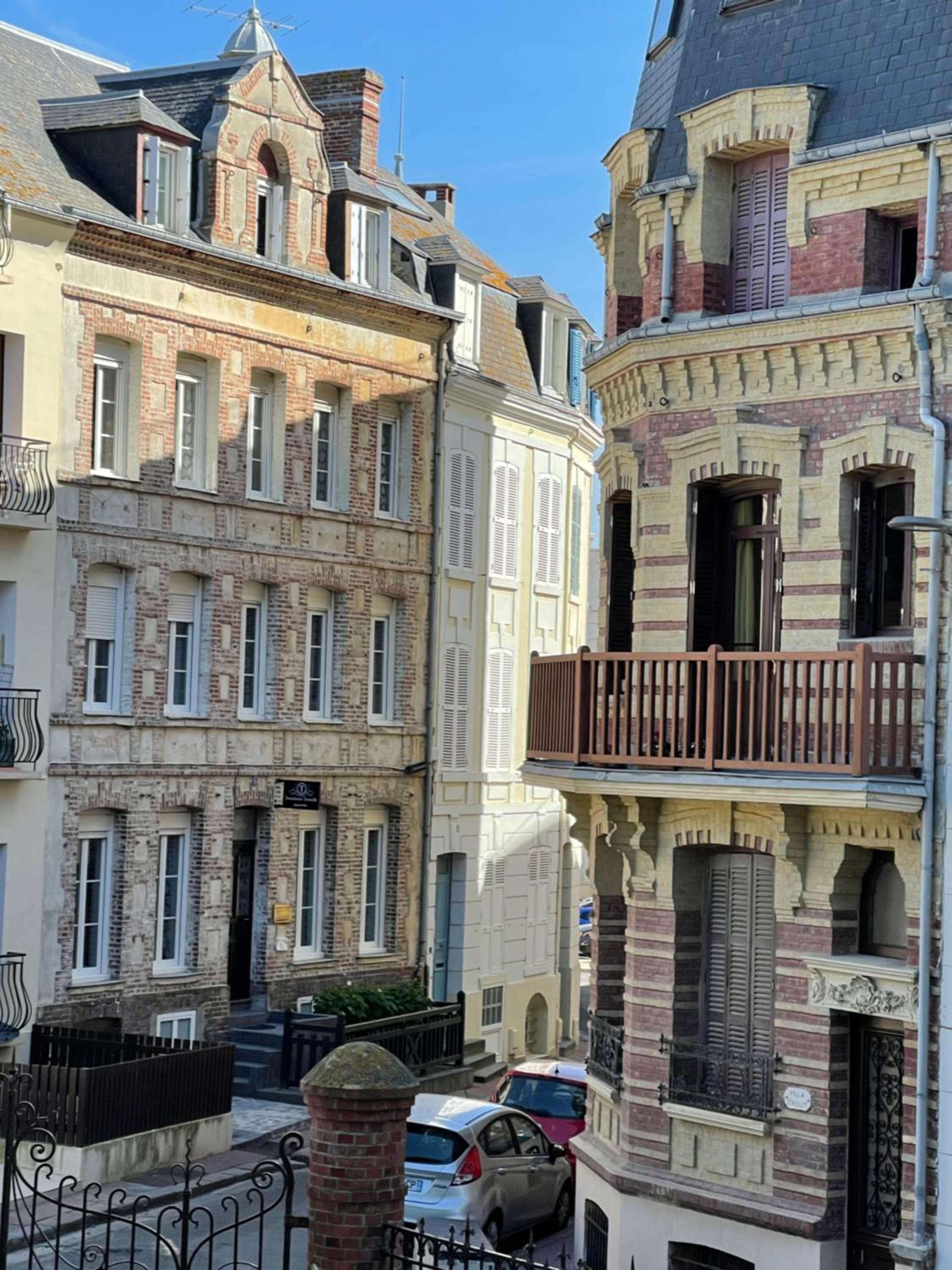 balcony