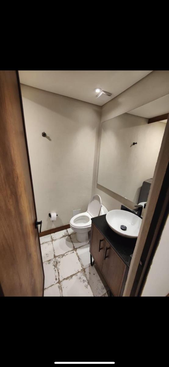 R6/ Amplió loft en la Candelaria