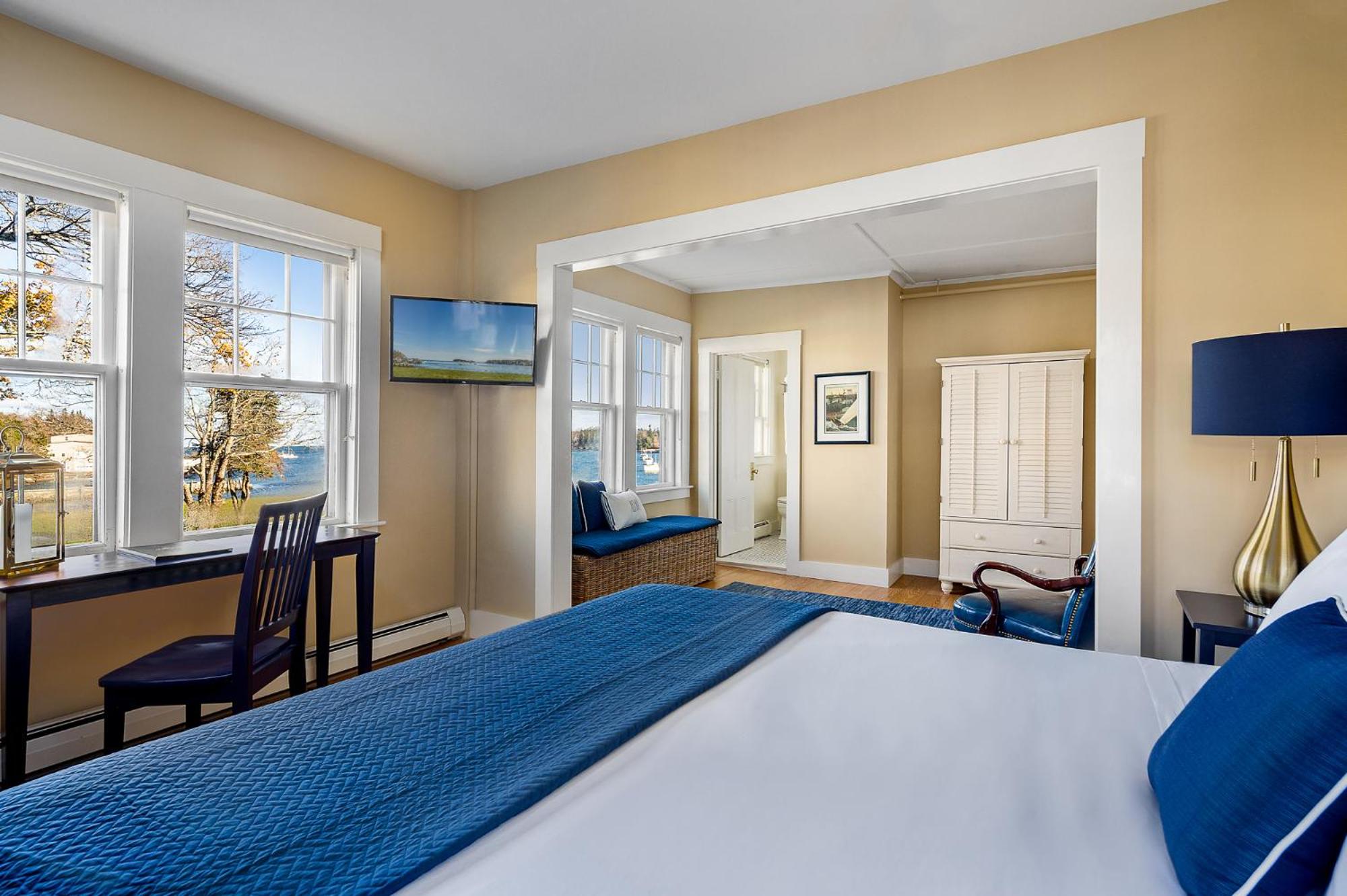East Wind Inn on the Water 165