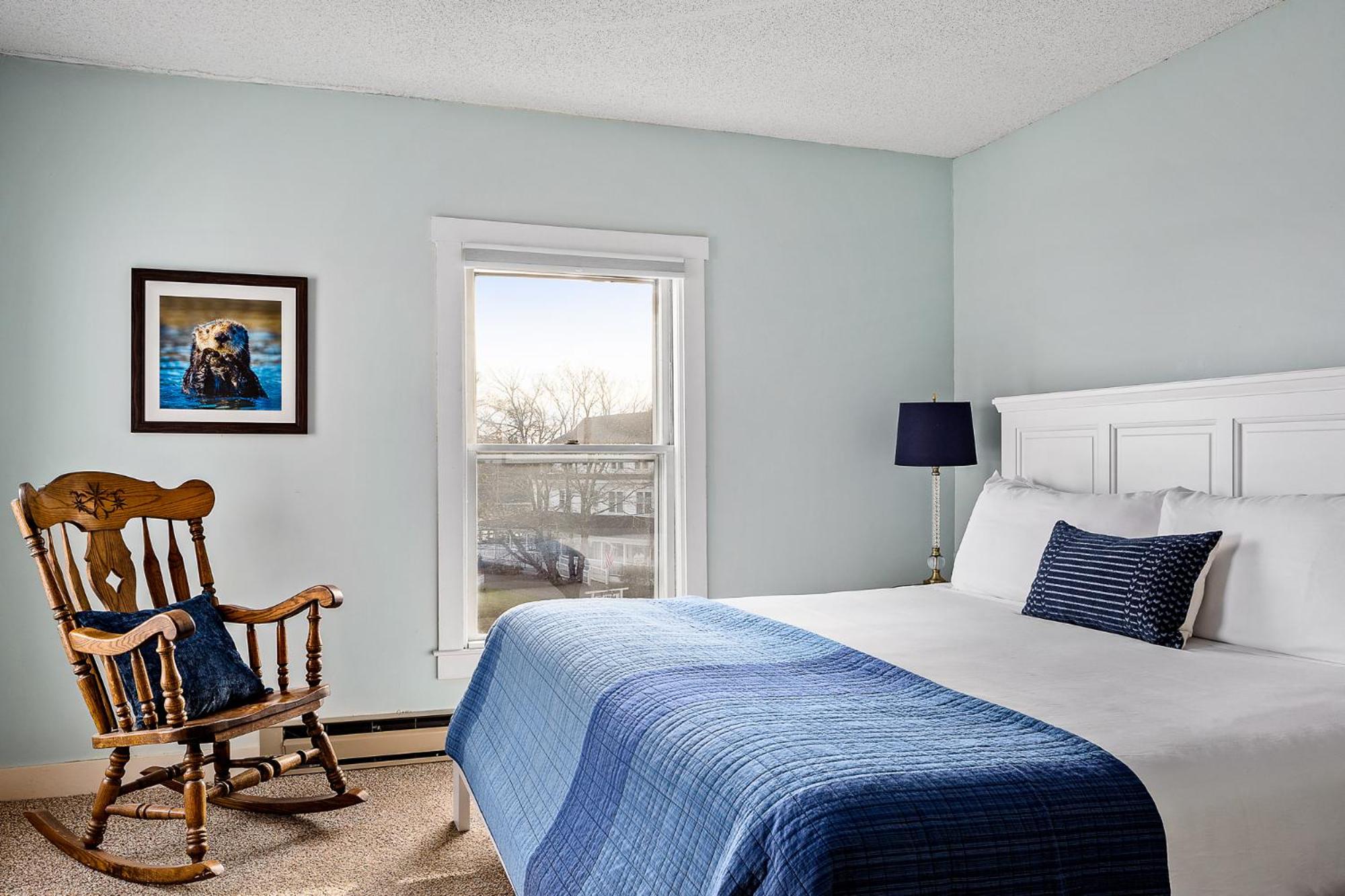 East Wind Inn on the Water 85