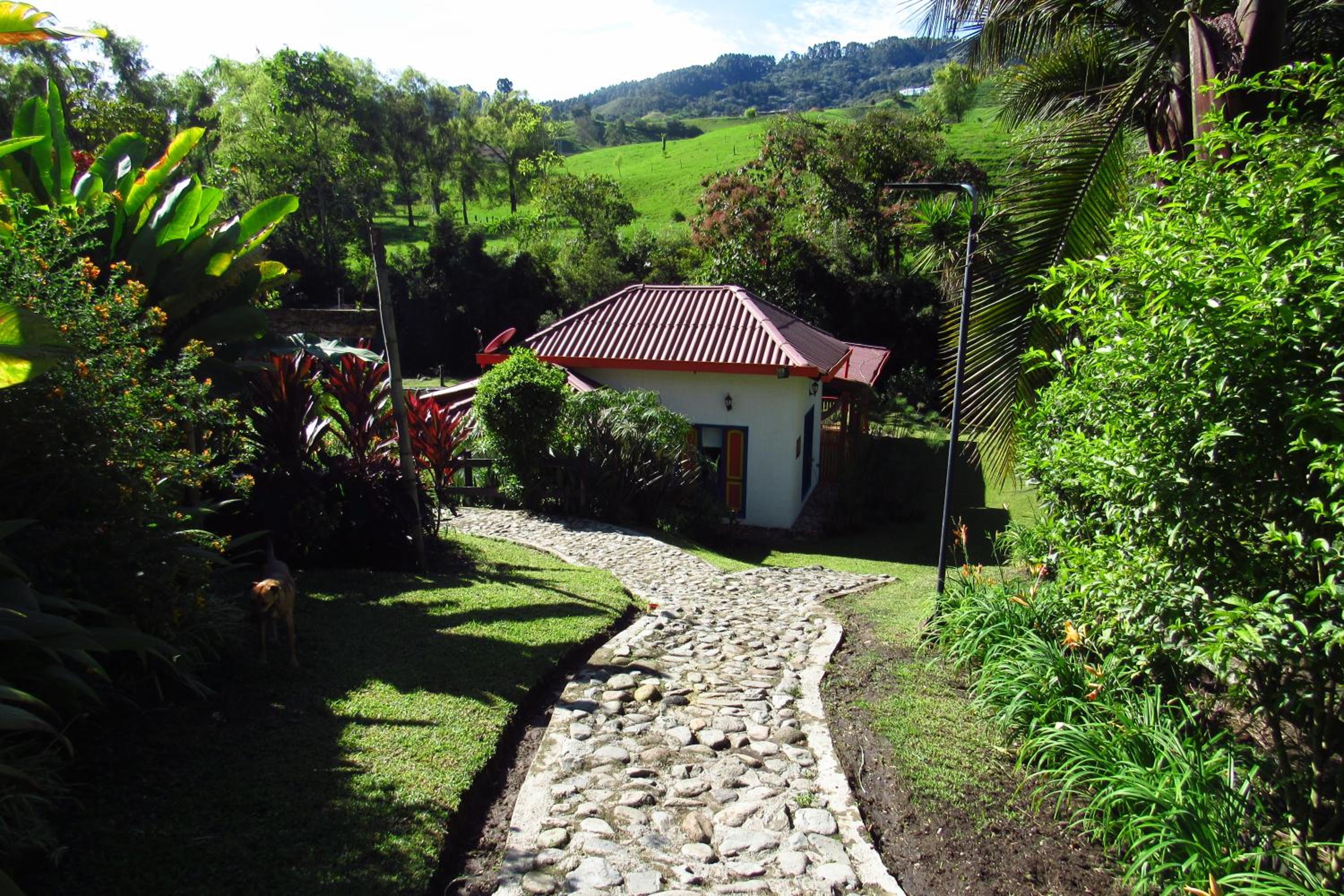 CASA DE CAMPO VILLA OLI!! - Un paraiso natural en la ciudad