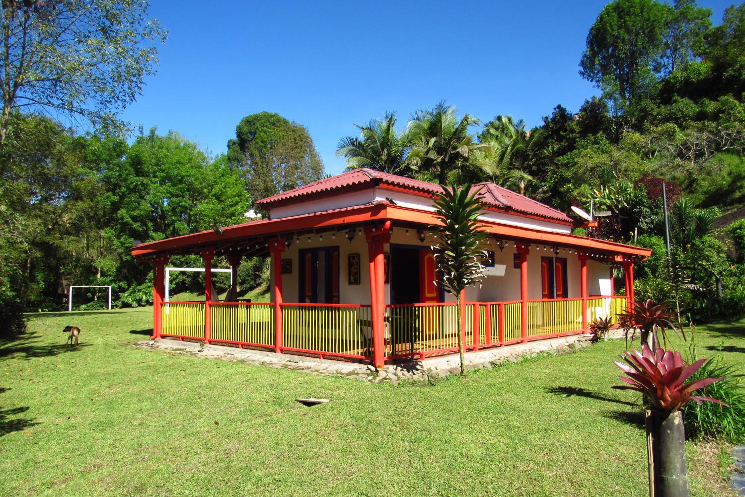CASA DE CAMPO VILLA OLI!! - Un paraiso natural en la ciudad