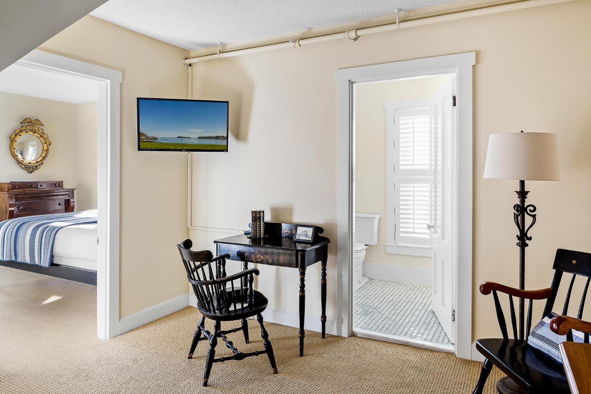East Wind Inn on the Water 124