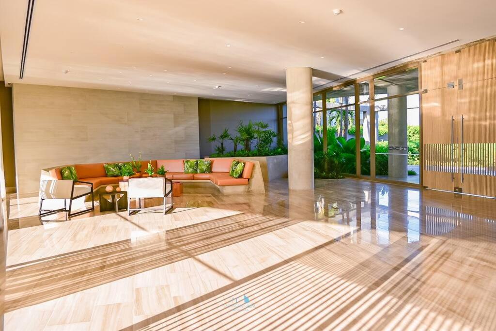 Apartamento vista al Mar lateral Panoramic View,Spectacular building,Pools, Beach Morros zoe ultimo piso