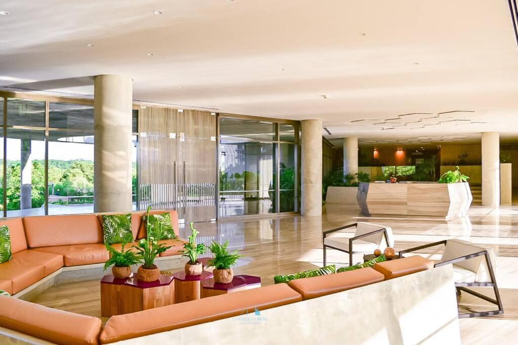 Apartamento vista al Mar lateral Panoramic View,Spectacular building,Pools, Beach Morros zoe ultimo piso