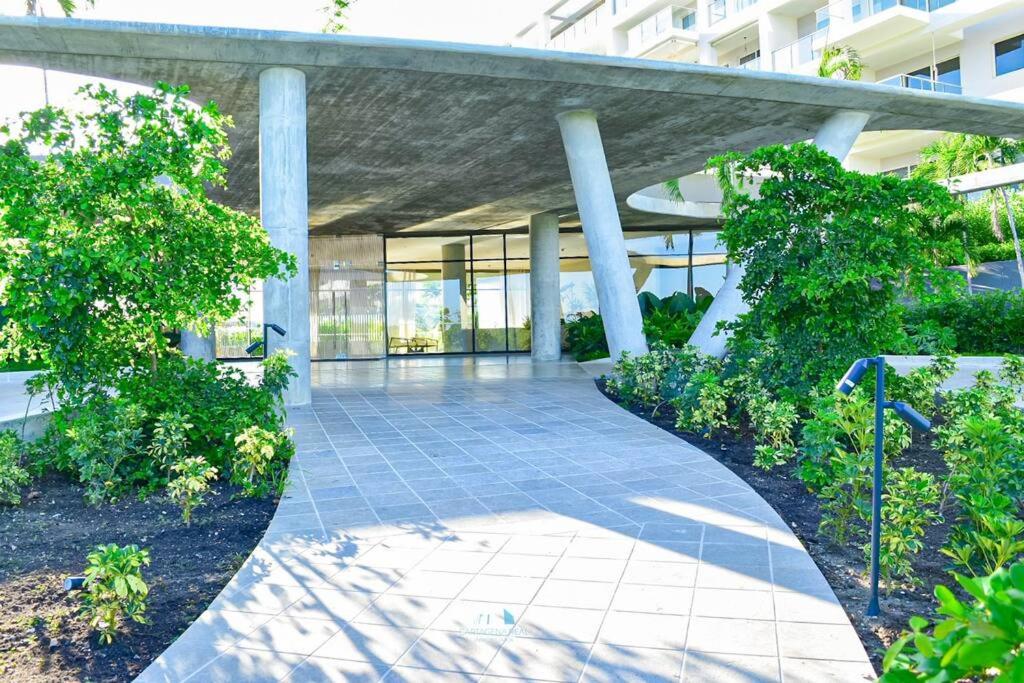 Apartamento vista al Mar lateral Panoramic View,Spectacular building,Pools, Beach Morros zoe ultimo piso