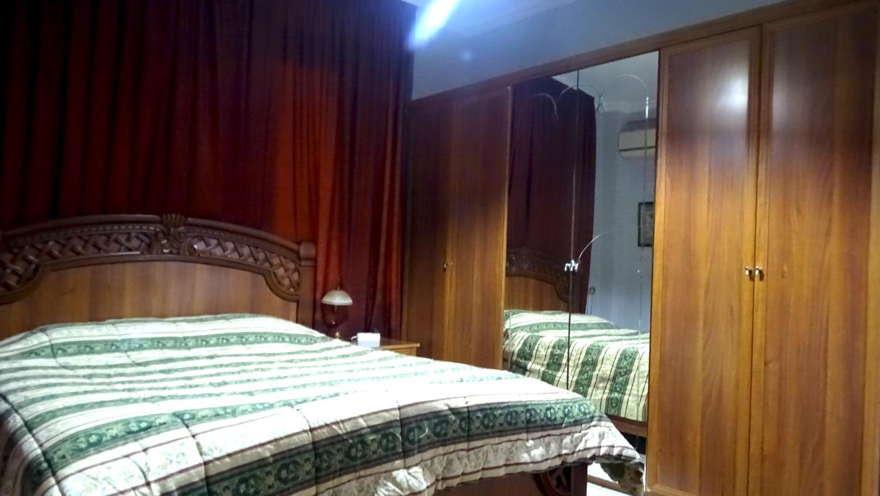 Central Apartments Shoshi