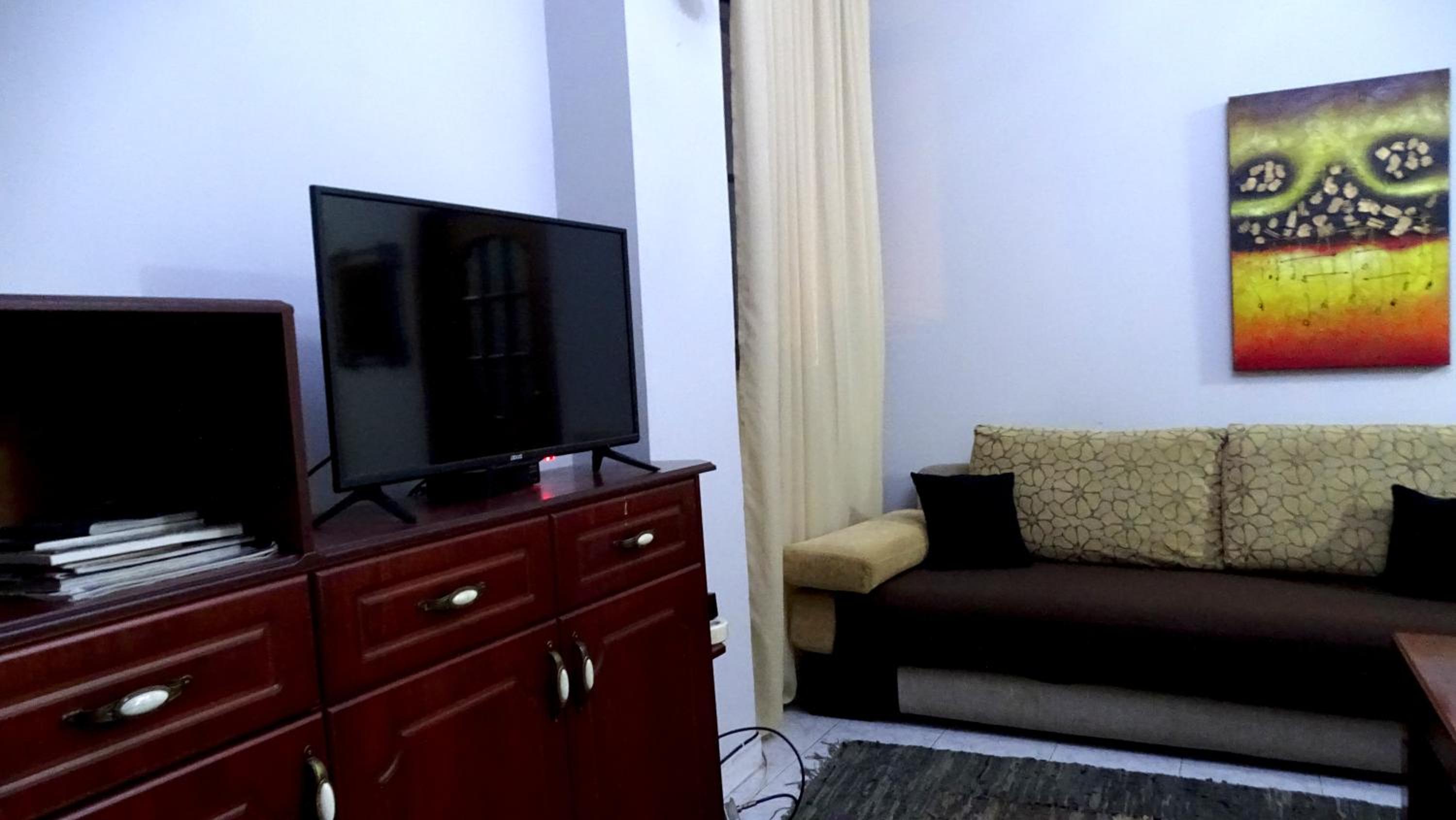Central Apartments Shoshi
