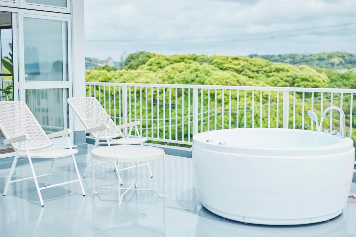 balcony