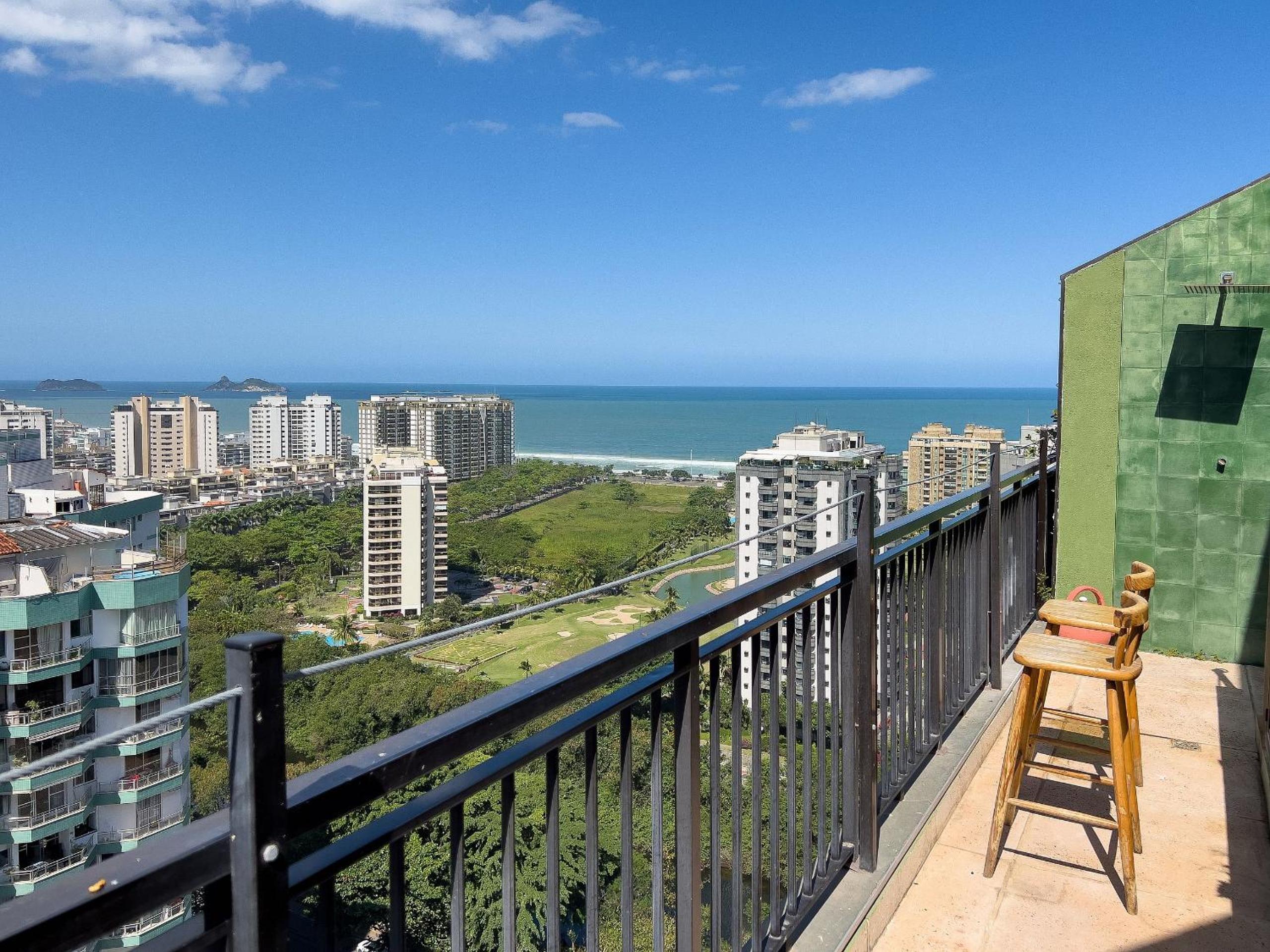 Maravilhosa Cobertura com Vista Panorâmica, Piscina e varanda Gourmet B11-0012
